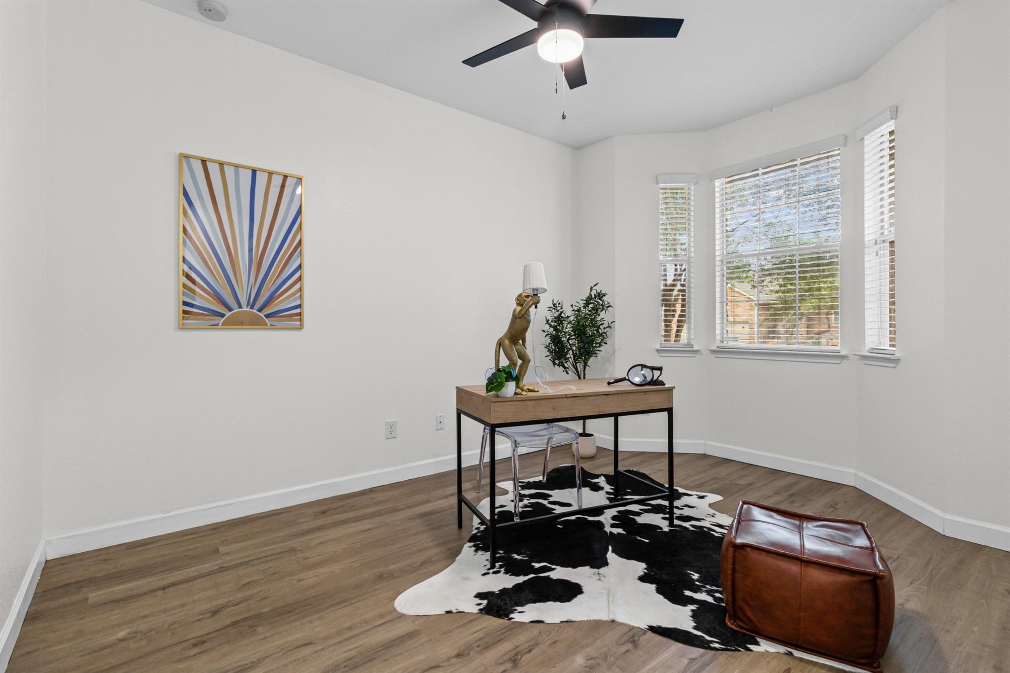 411 Las Colinas Dr, Leander, TX 78641