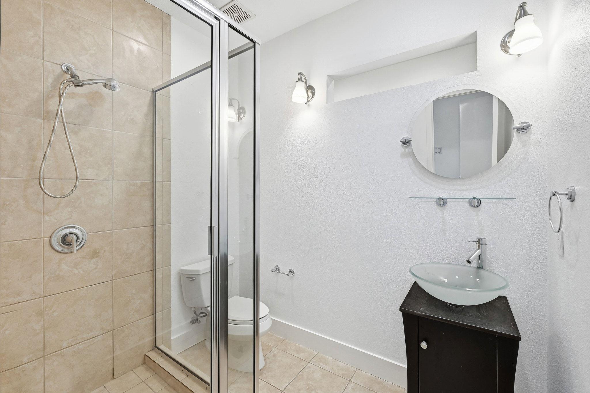 4610 Windy Brook Dr # B, Austin, TX 78723