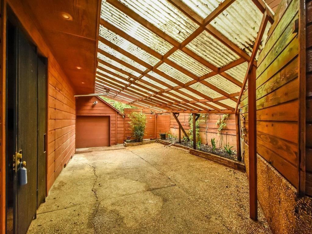 800 Leonard St, Austin, TX 78705