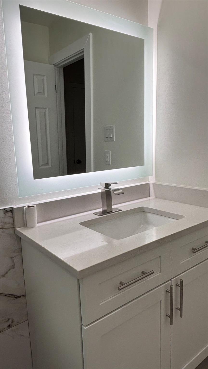 4507 Dorsett Oaks Cir # A, Austin, TX 78727