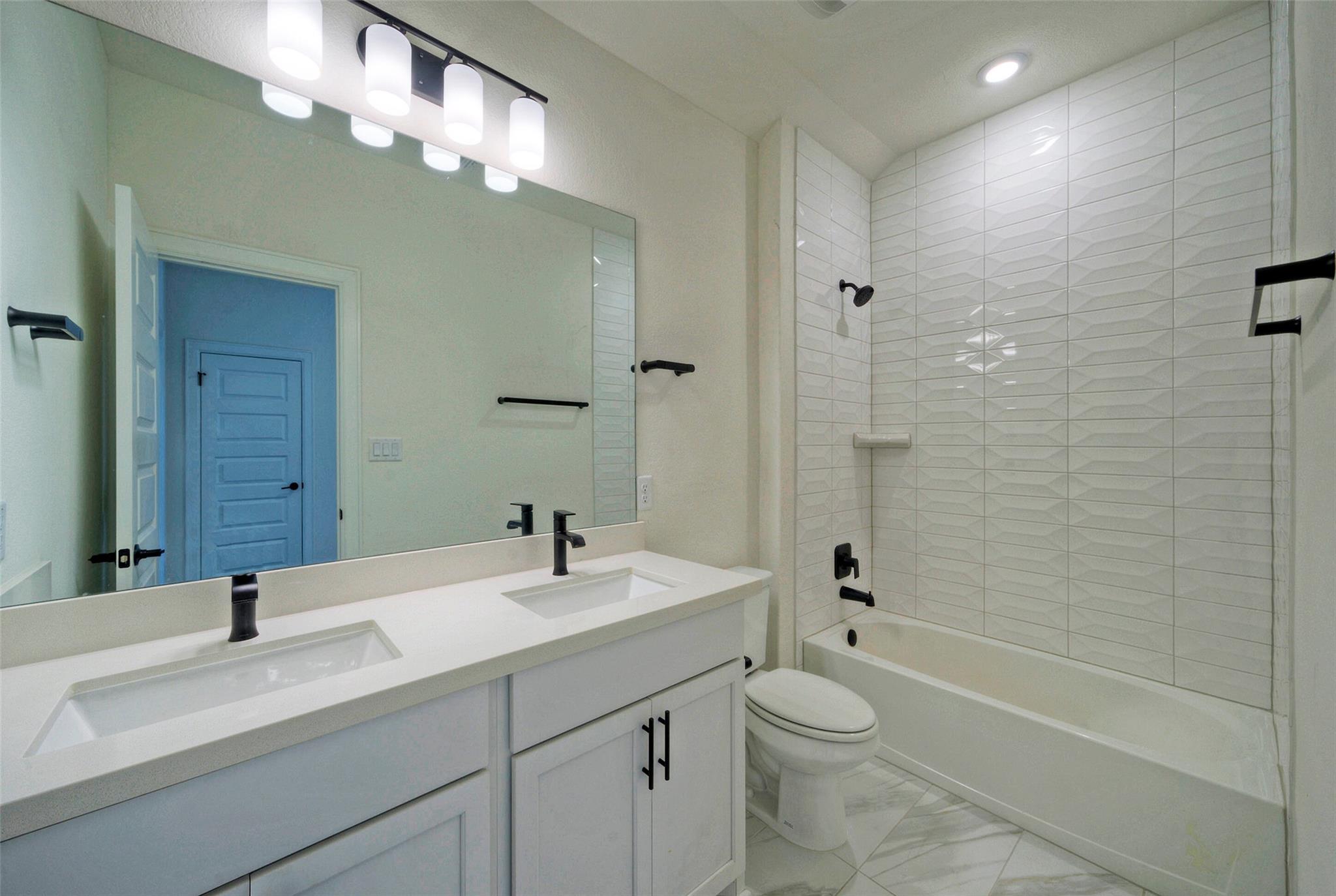 245 Darley Oak Dr, Dripping Springs, TX 78620