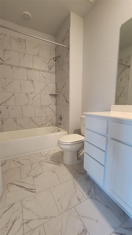 605 W South St # 231, Leander, TX 78641