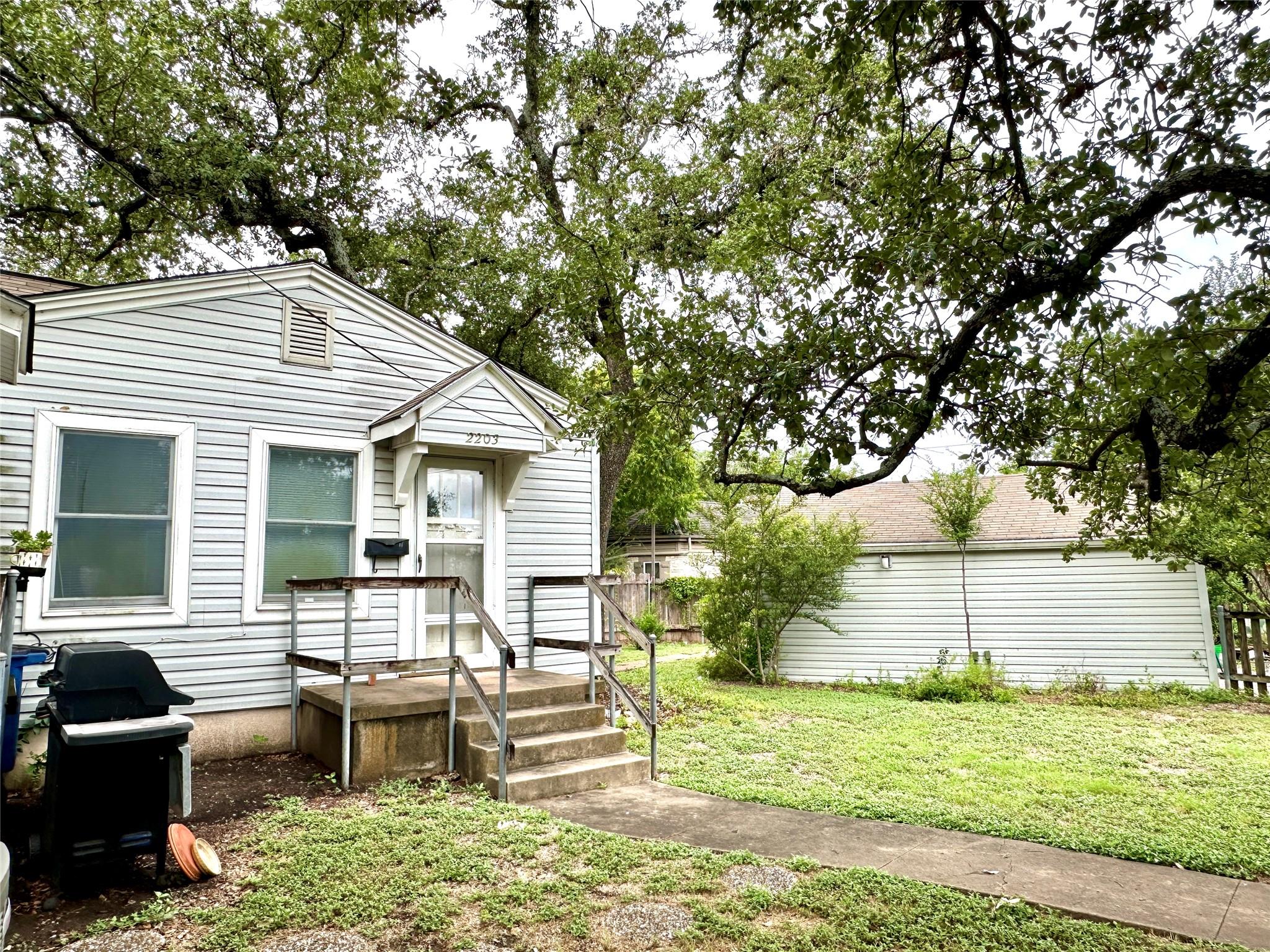 4812 Ramsey Ave # B, Austin, TX 78756