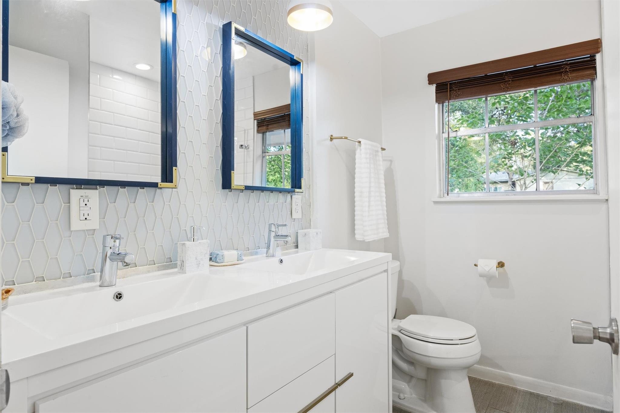 3106 Glen Ora St # A & B, Austin, TX 78704