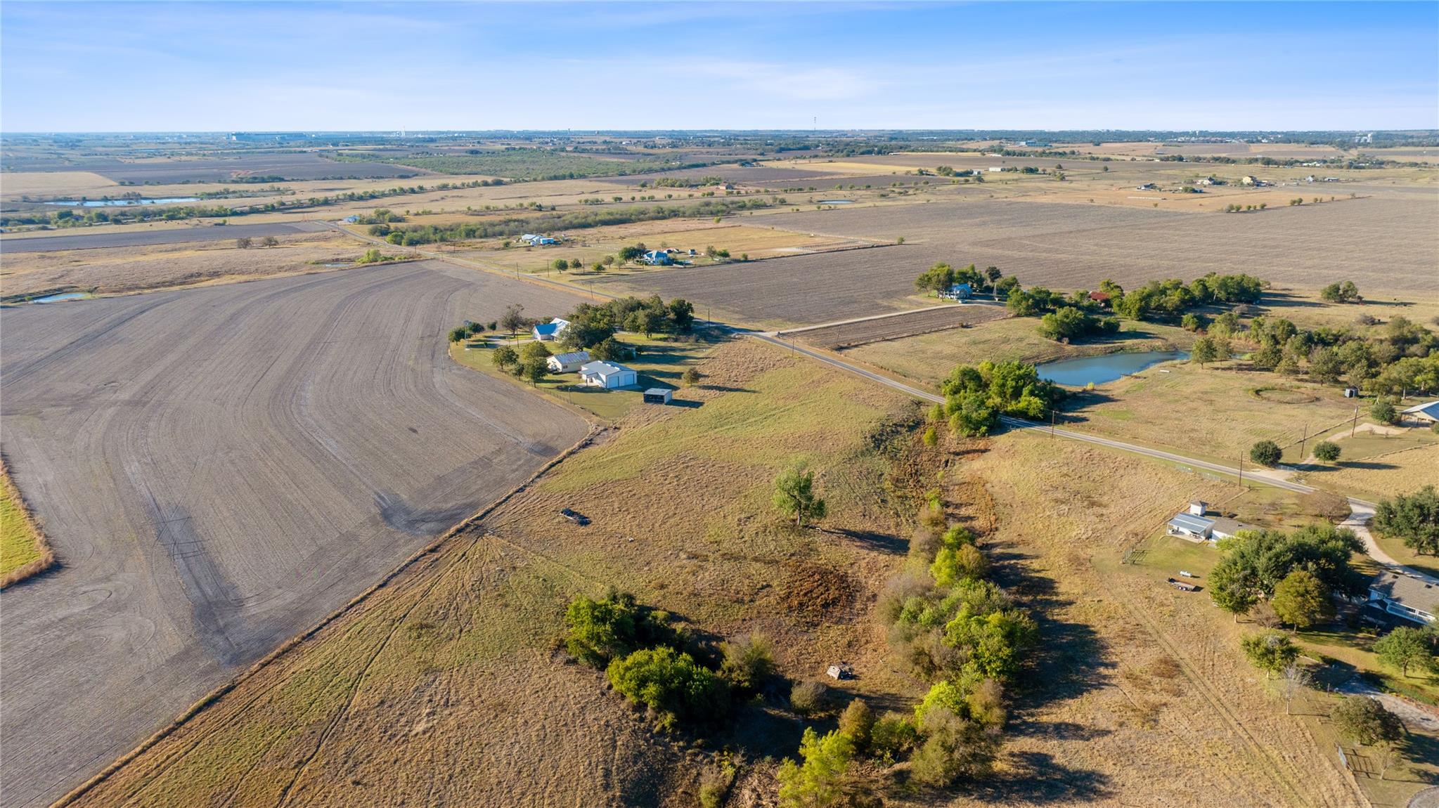 400 County Road 483, Taylor, TX 76574