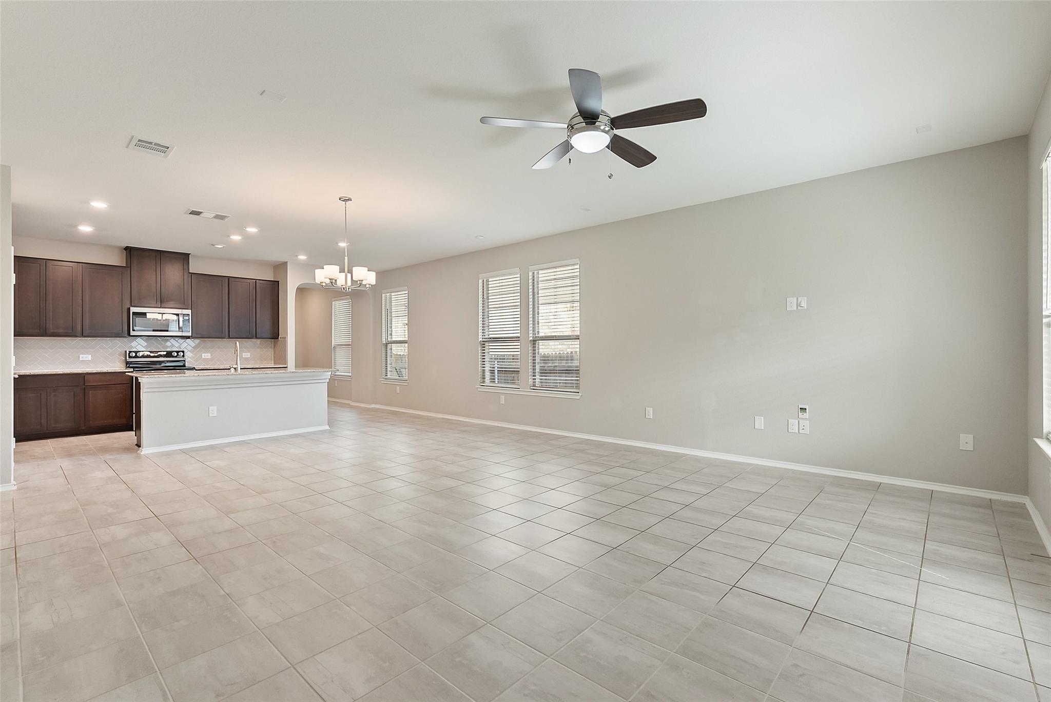 112 Kulmbacher Dr, Austin, TX 78728