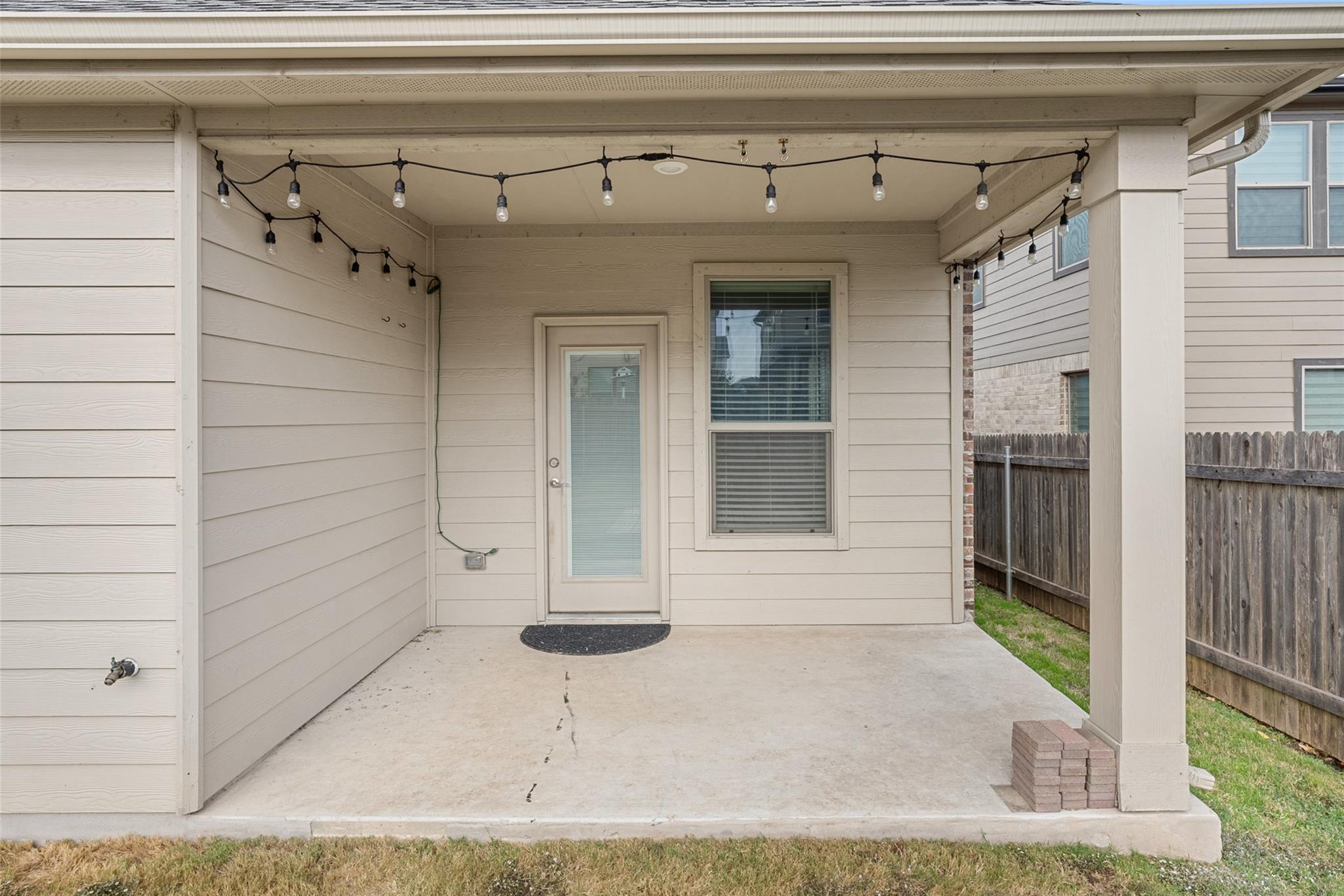 112 Kulmbacher Dr, Austin, TX 78728