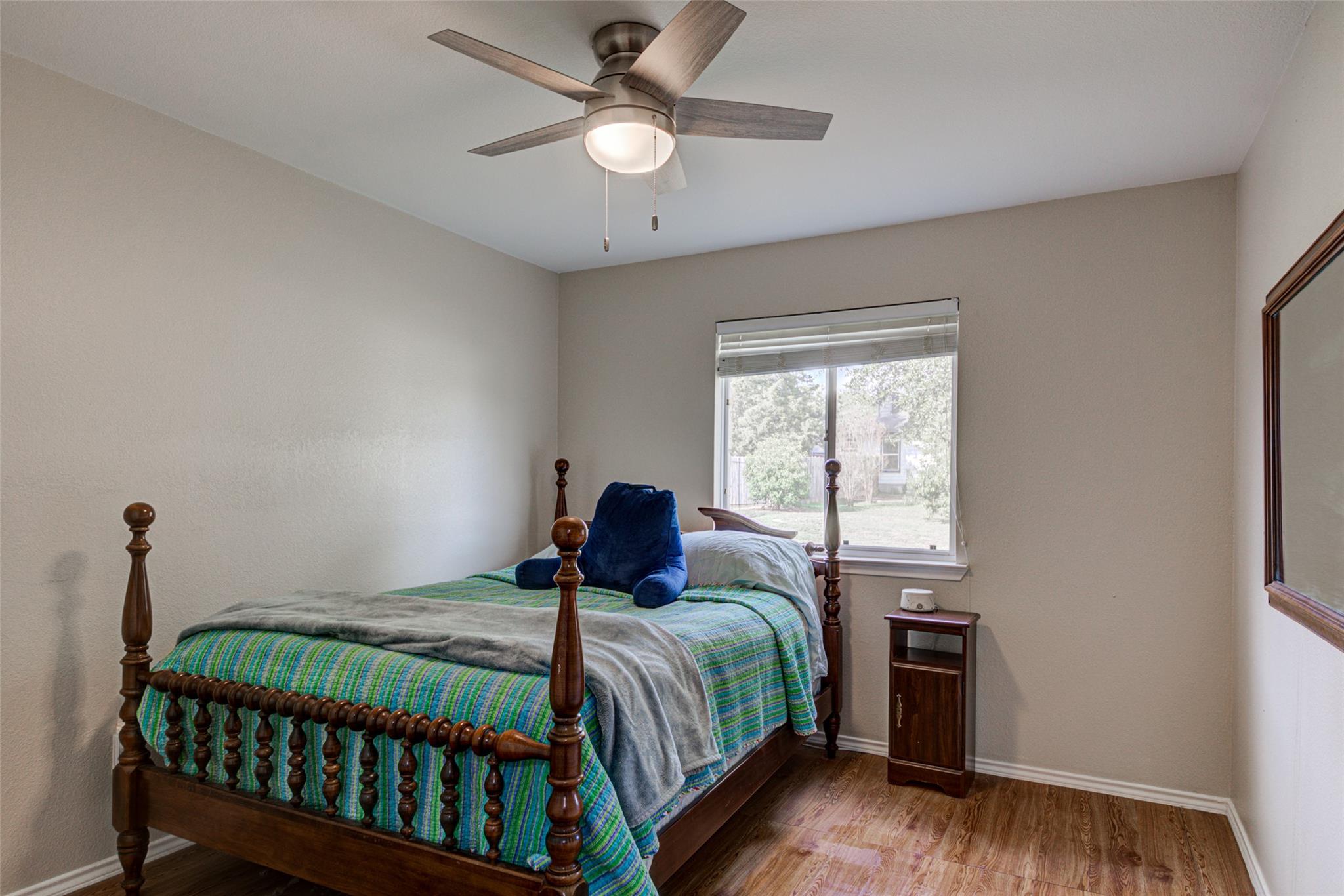 112 Speegle Ct, Cedar Creek, TX 78612