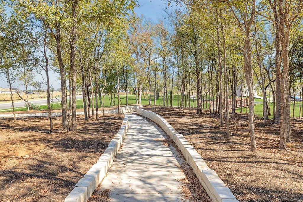 174 Gullivers Dr, Elgin, TX 78621