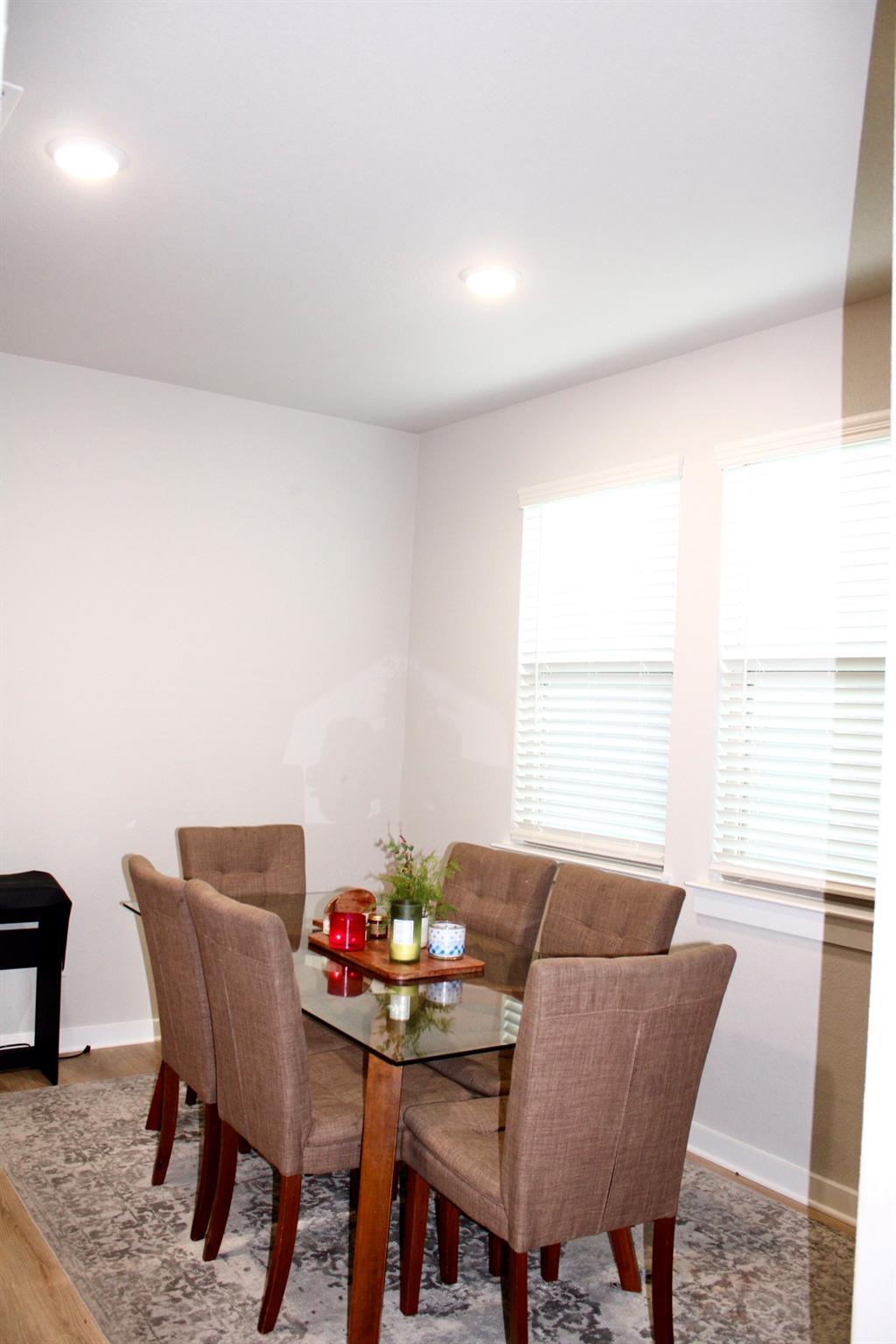 174 Gullivers Dr, Elgin, TX 78621