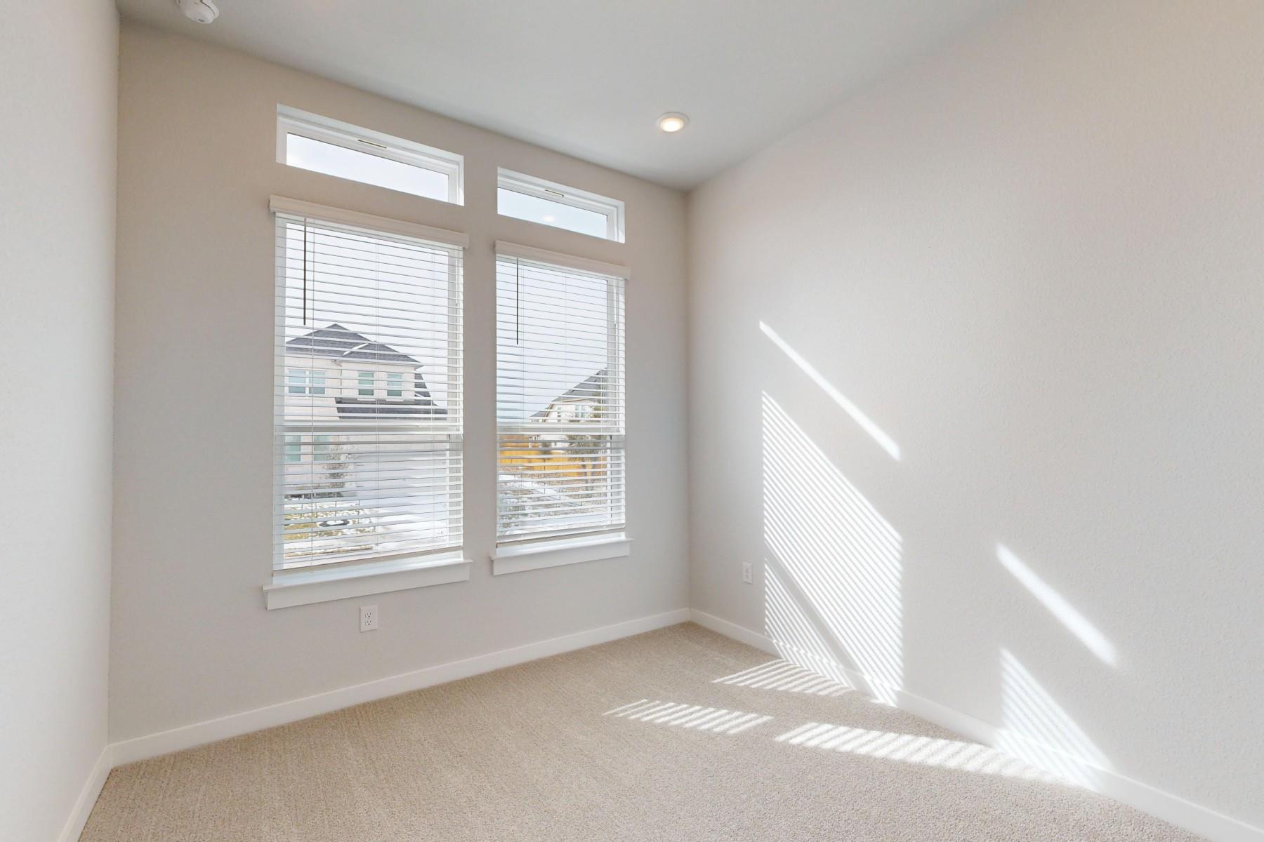 812 Boise Dr, Leander, TX 78641