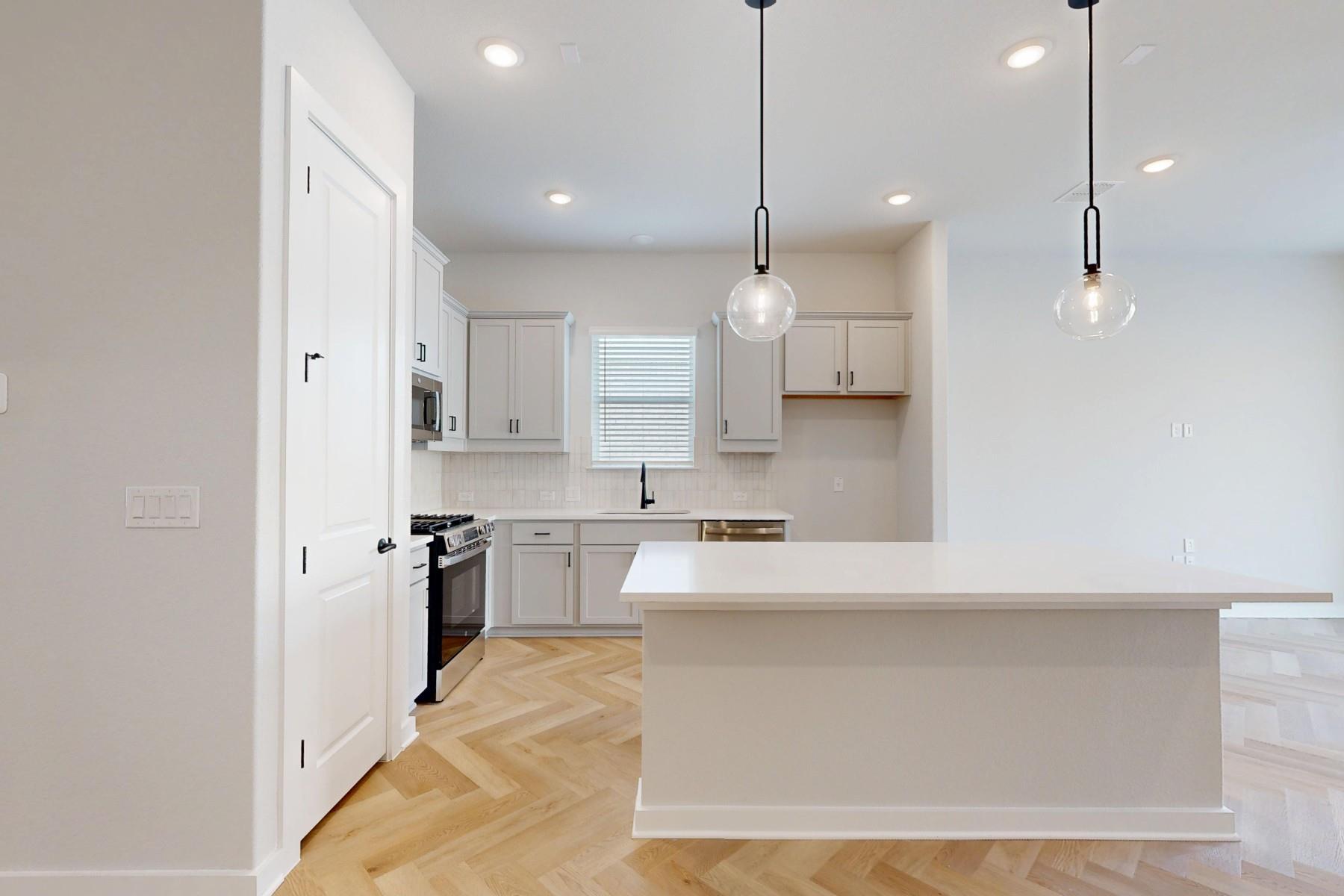 812 Boise Dr, Leander, TX 78641