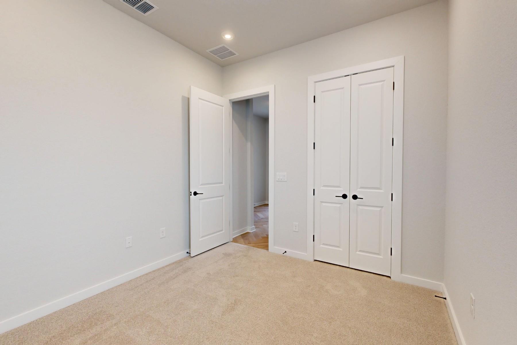 812 Boise Dr, Leander, TX 78641