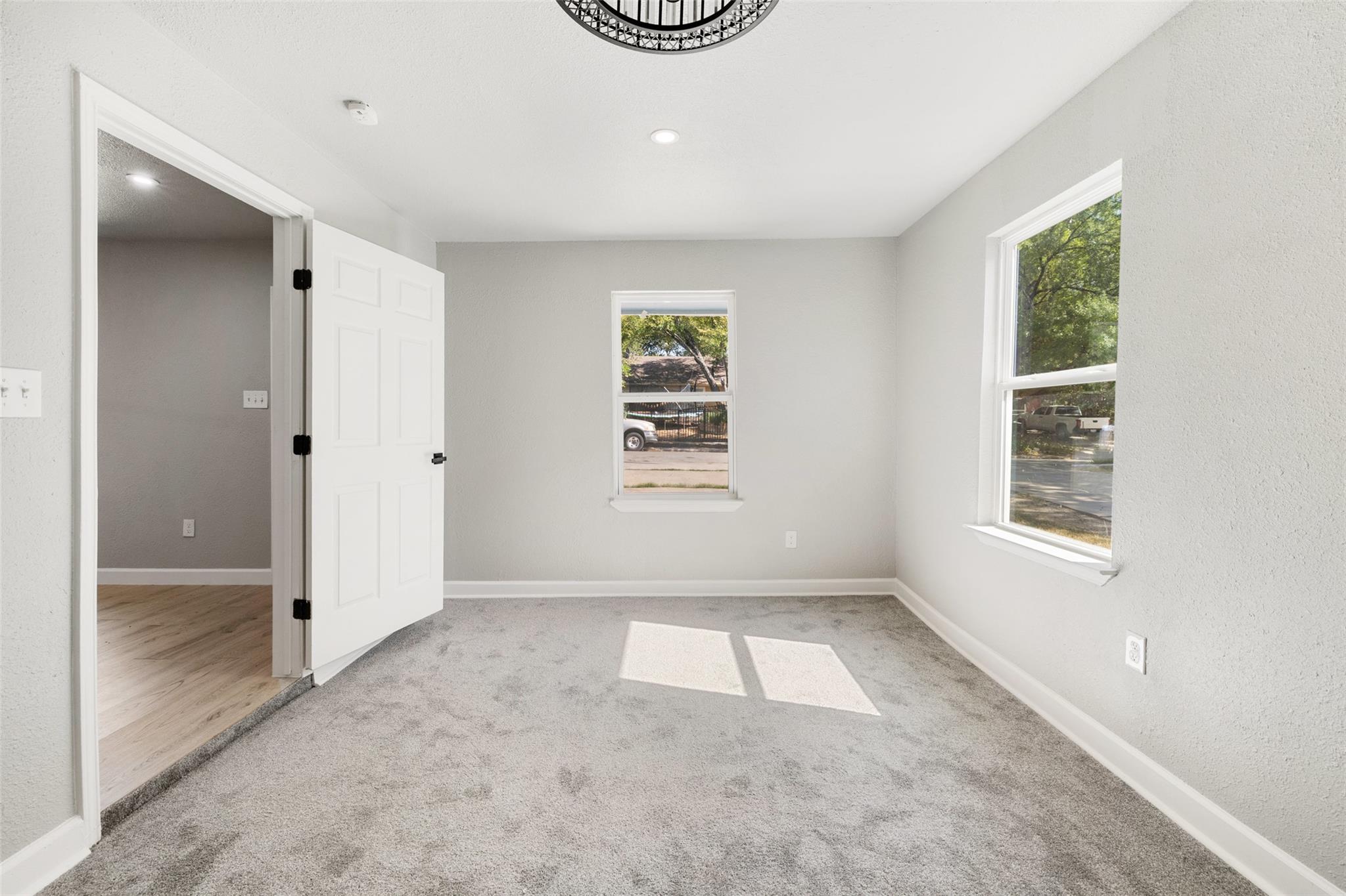 7000 Carwill Dr, Austin, TX 78724