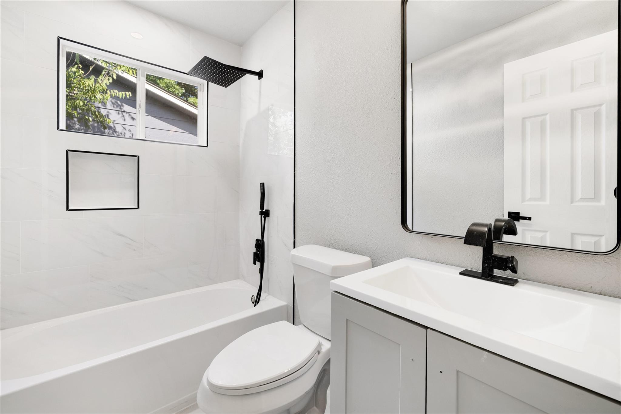 7000 Carwill Dr, Austin, TX 78724