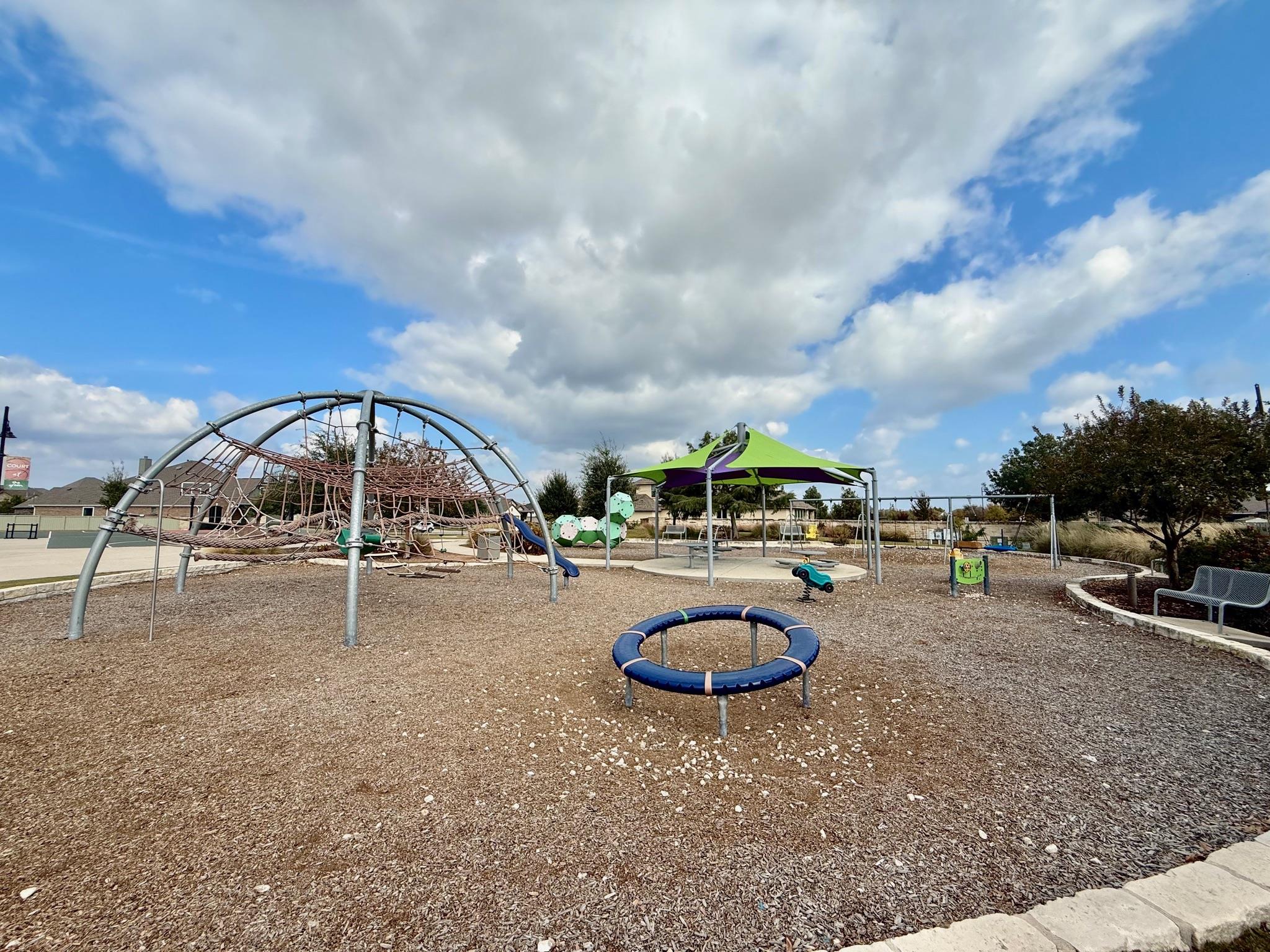 249 La Dera Dr, Liberty Hill, TX 78642