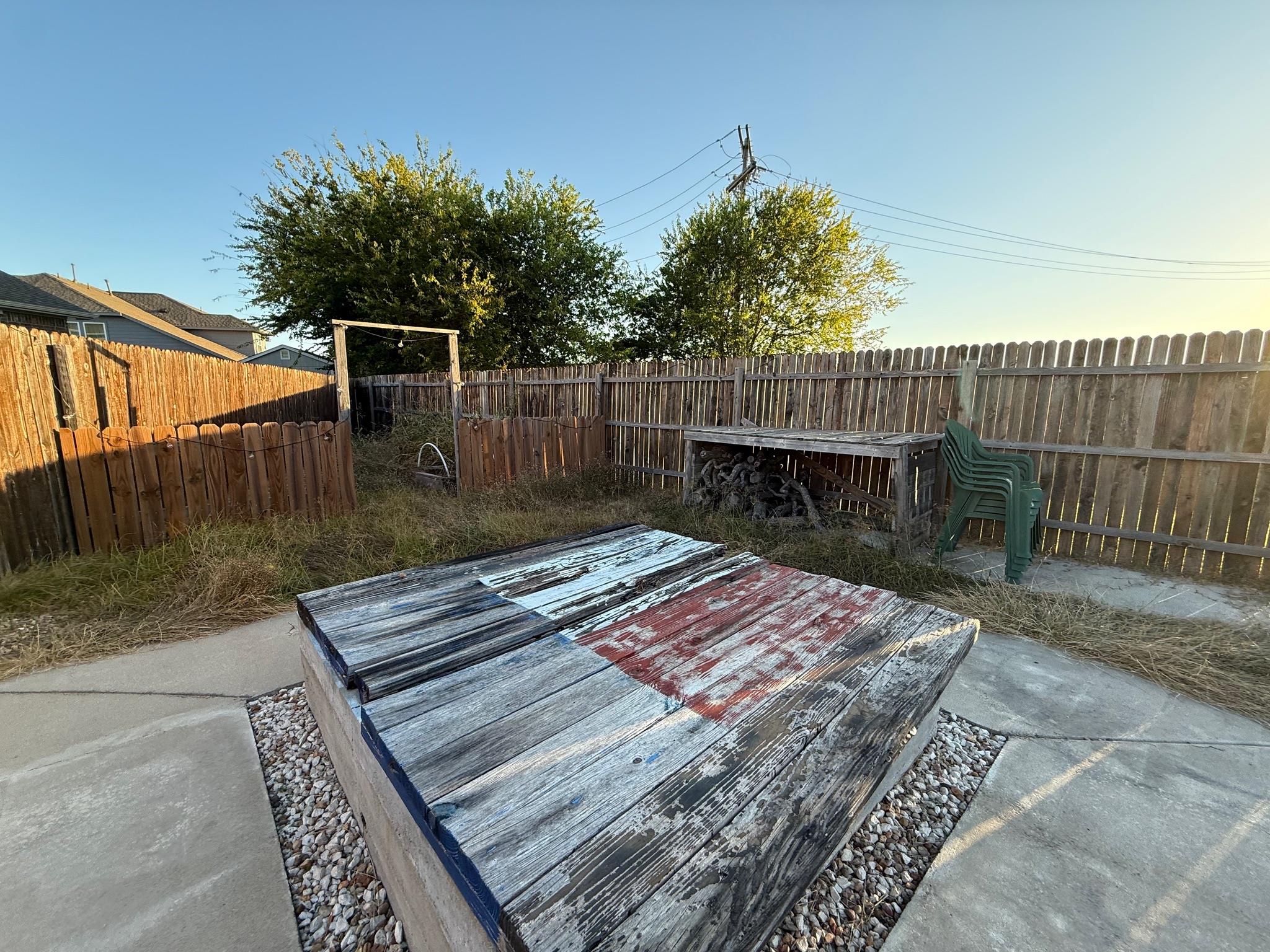 249 La Dera Dr, Liberty Hill, TX 78642