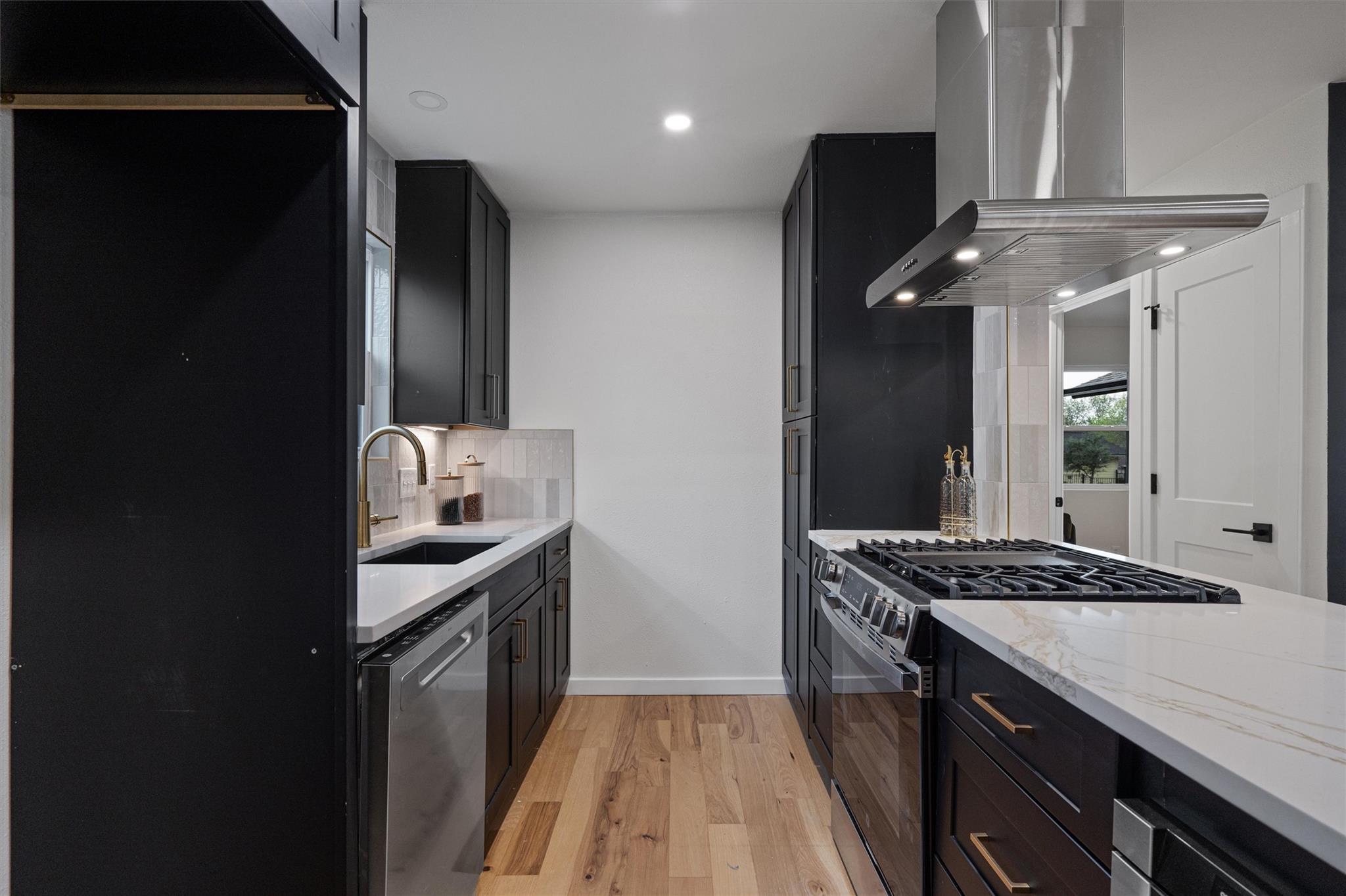 4714 Bundyhill Dr, Austin, TX 78723