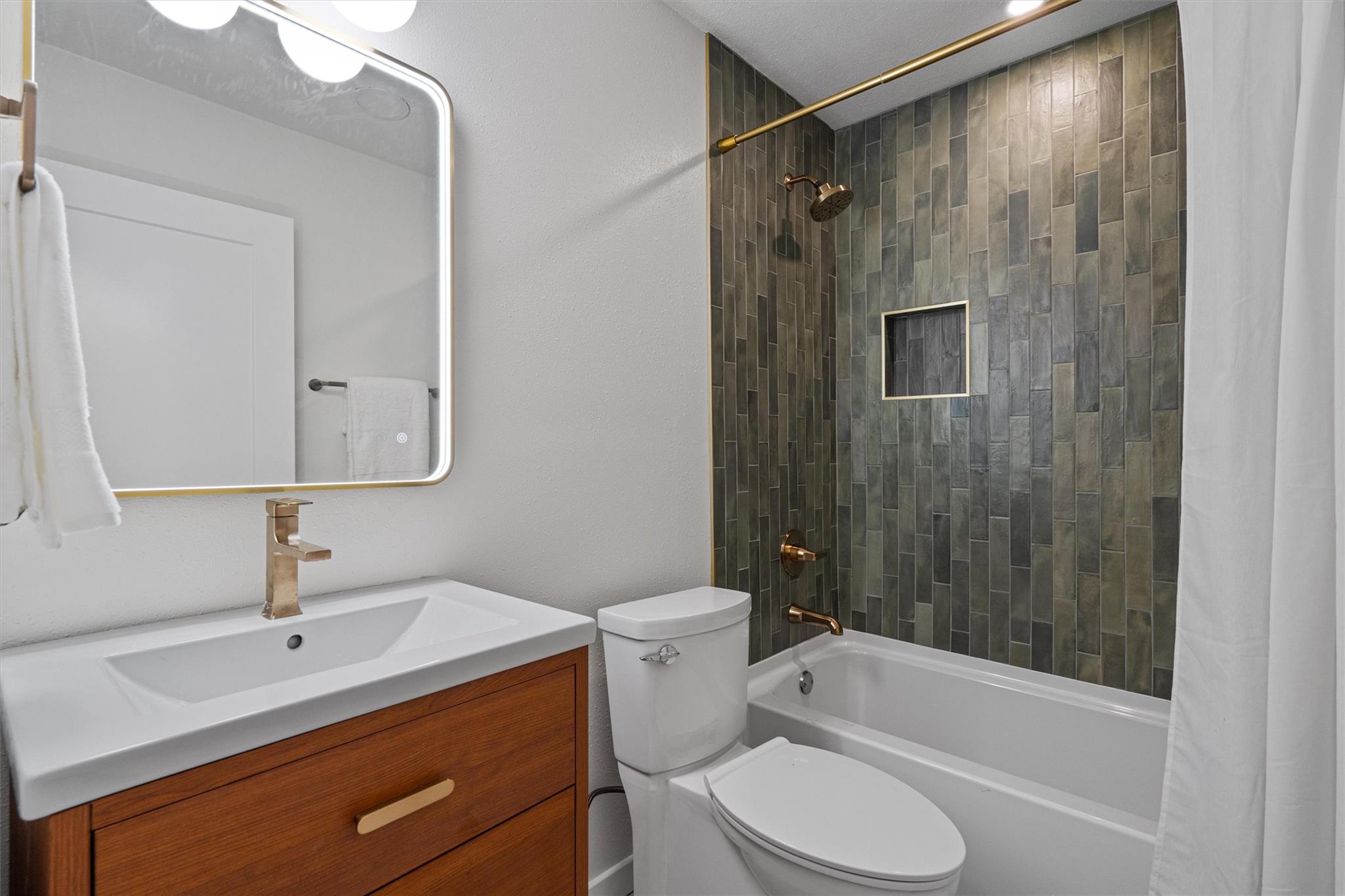 4714 Bundyhill Dr, Austin, TX 78723