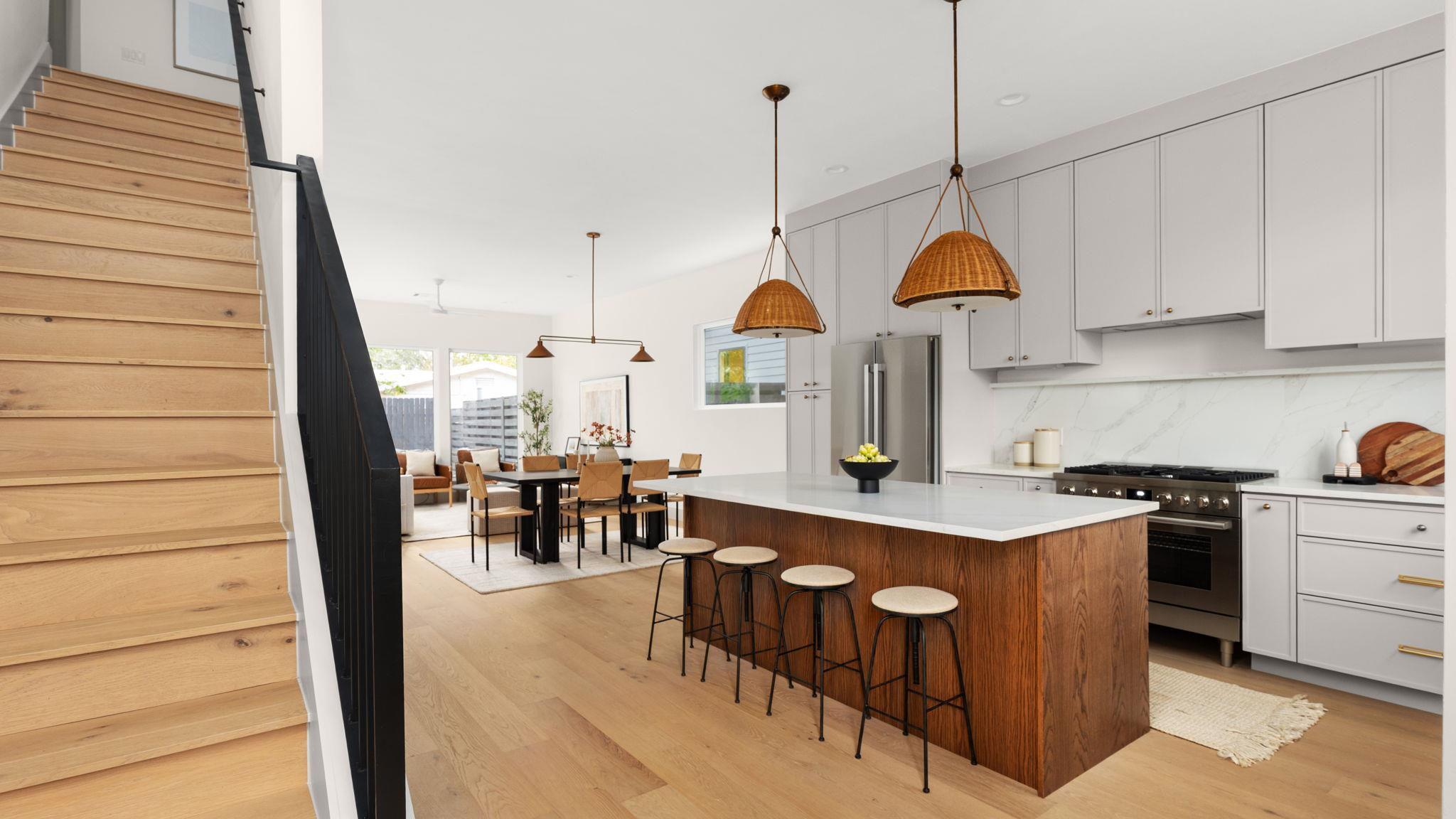 4900 Majestic Dr, Austin, TX 78745