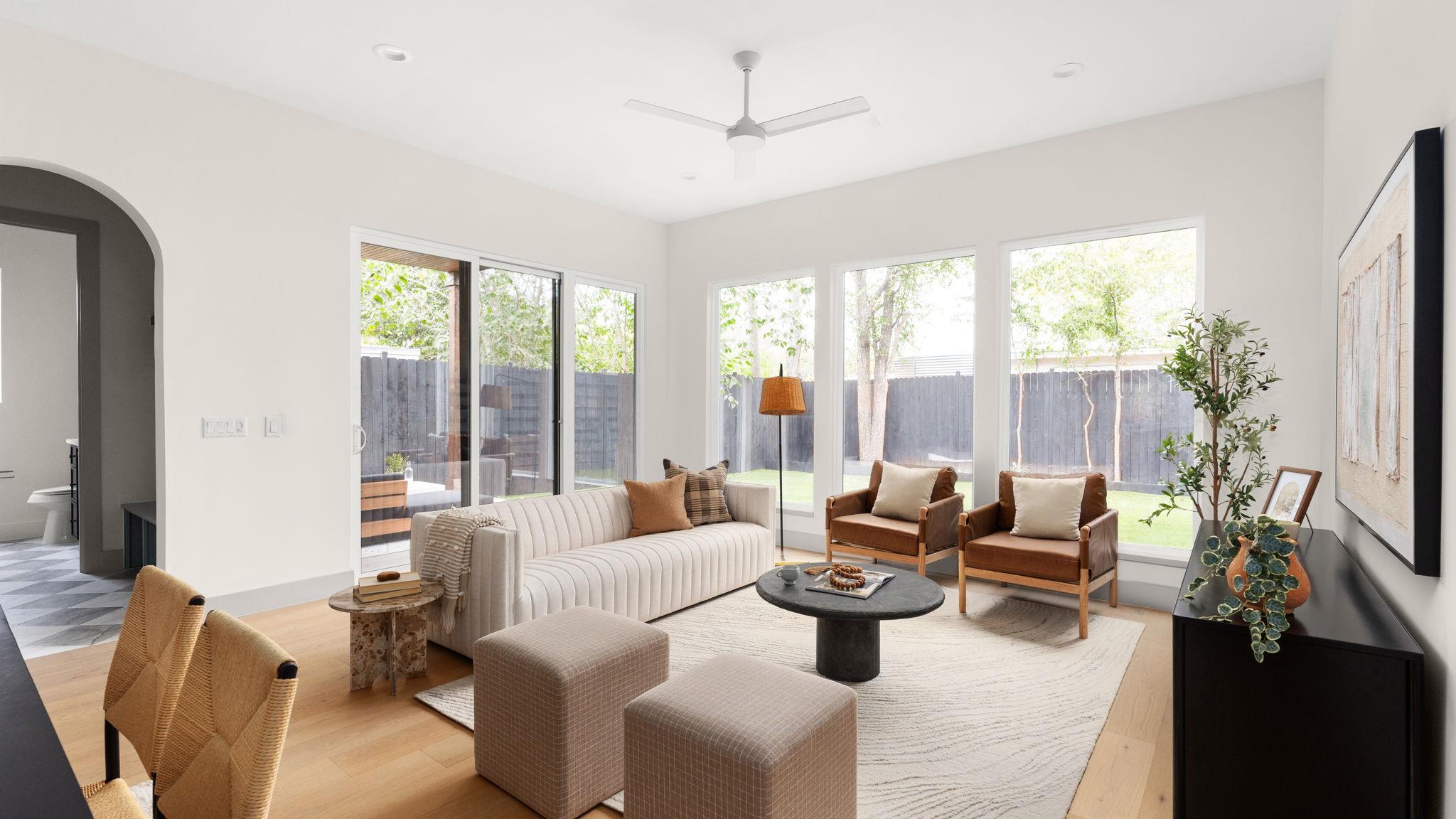 4900 Majestic Dr, Austin, TX 78745