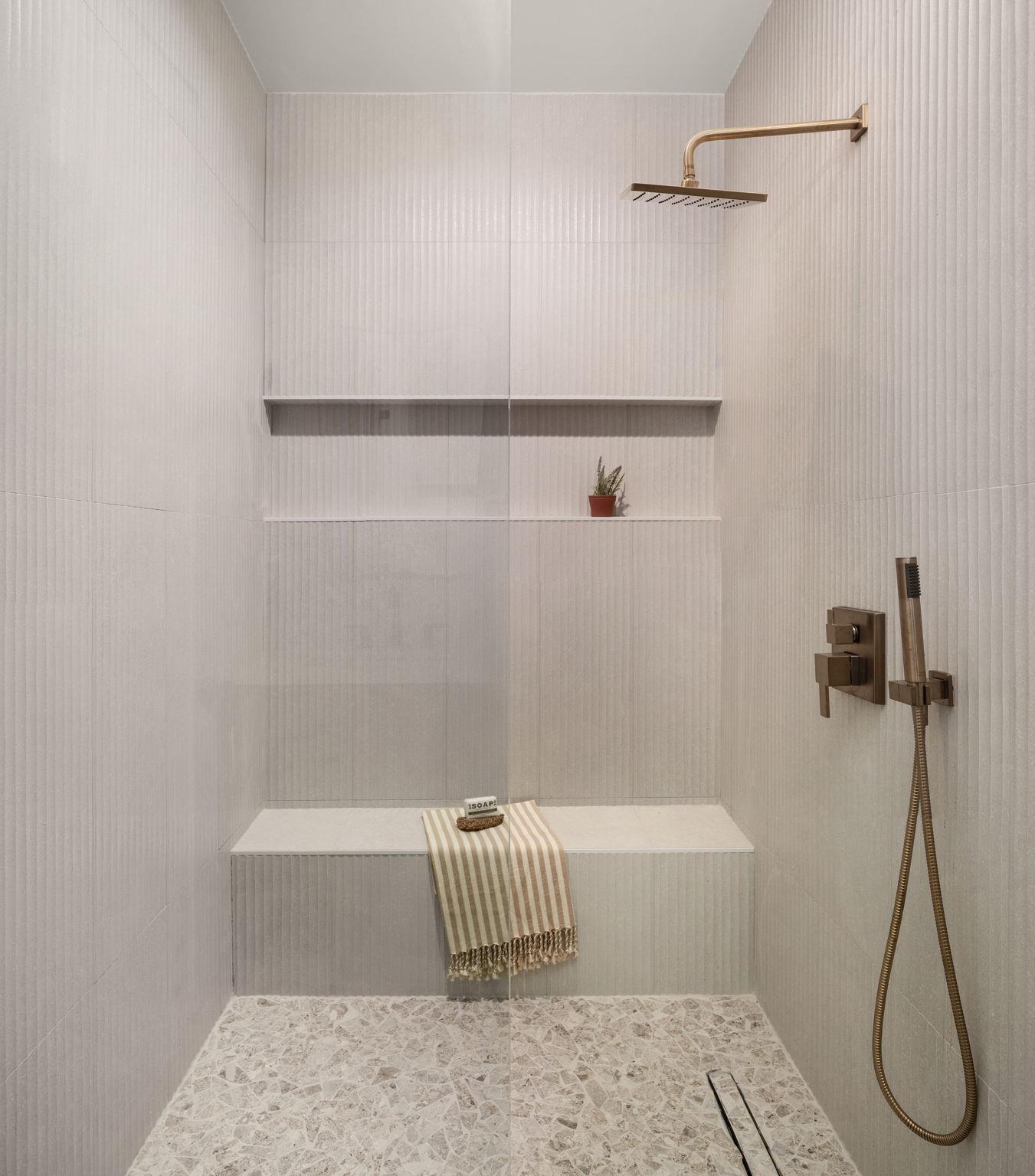 4900 Majestic Dr, Austin, TX 78745