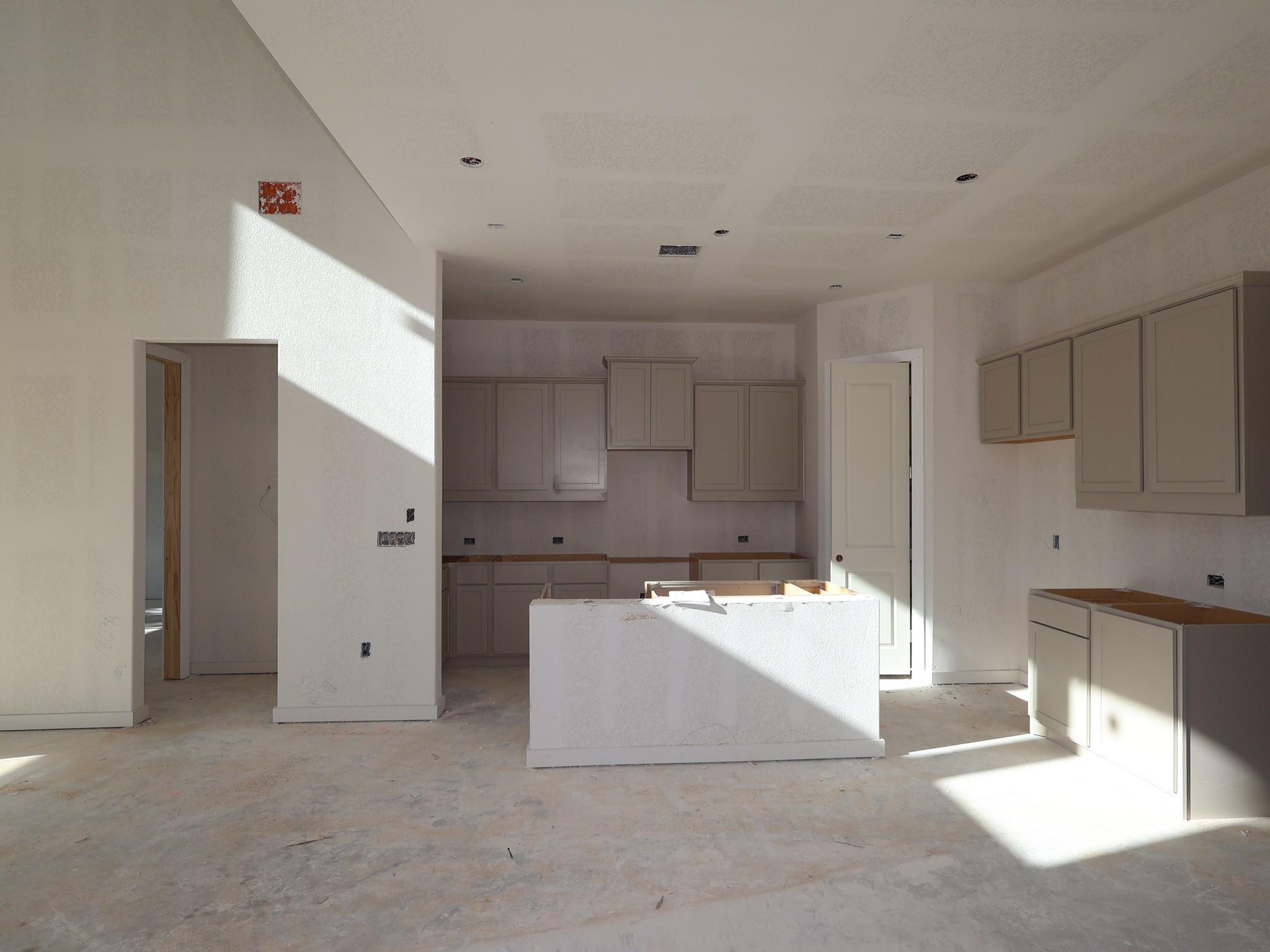 801 Corvallis Dr, Leander, TX 78641