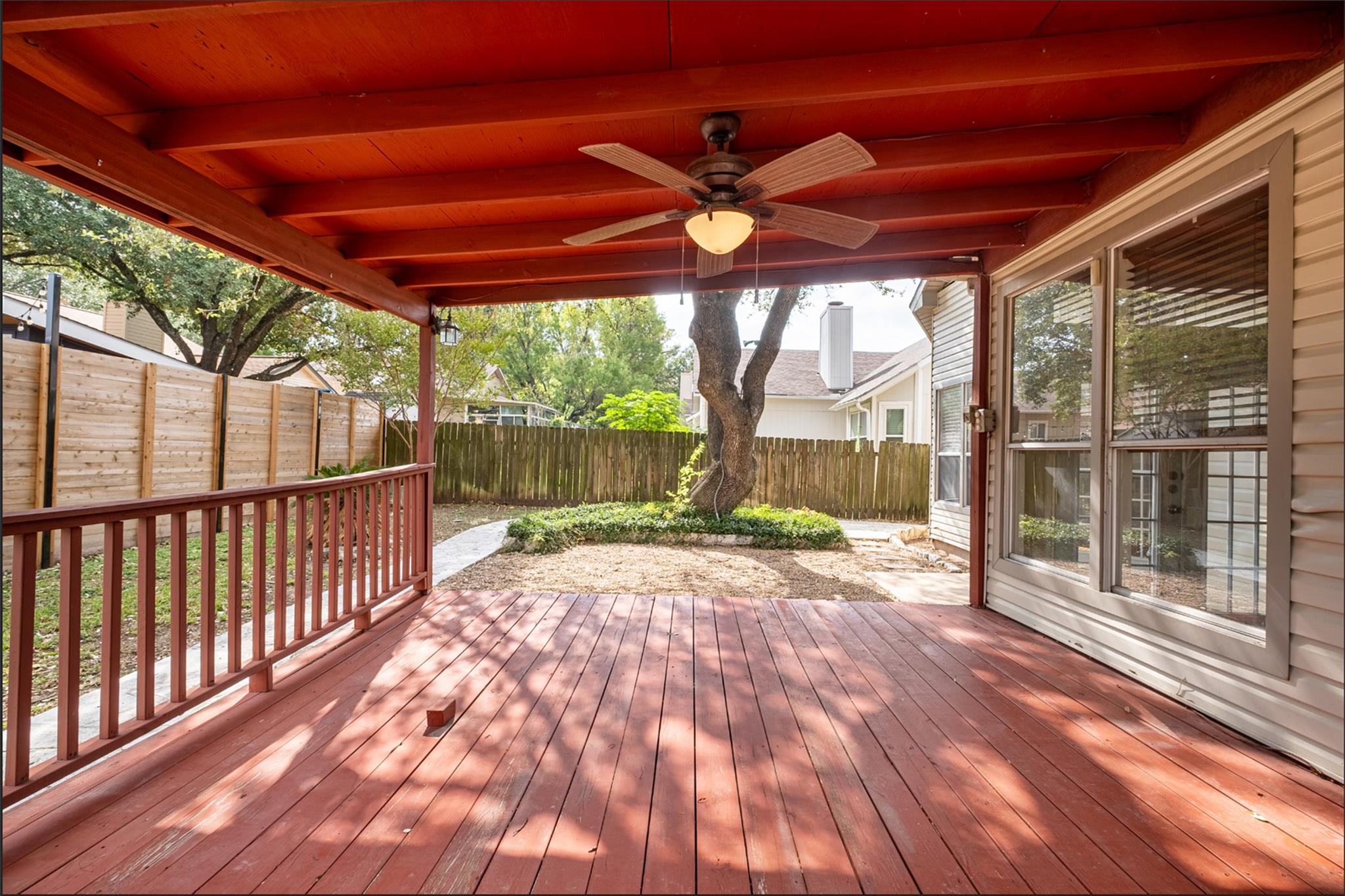 12505 Hunters Chase Dr, Austin, TX 78729