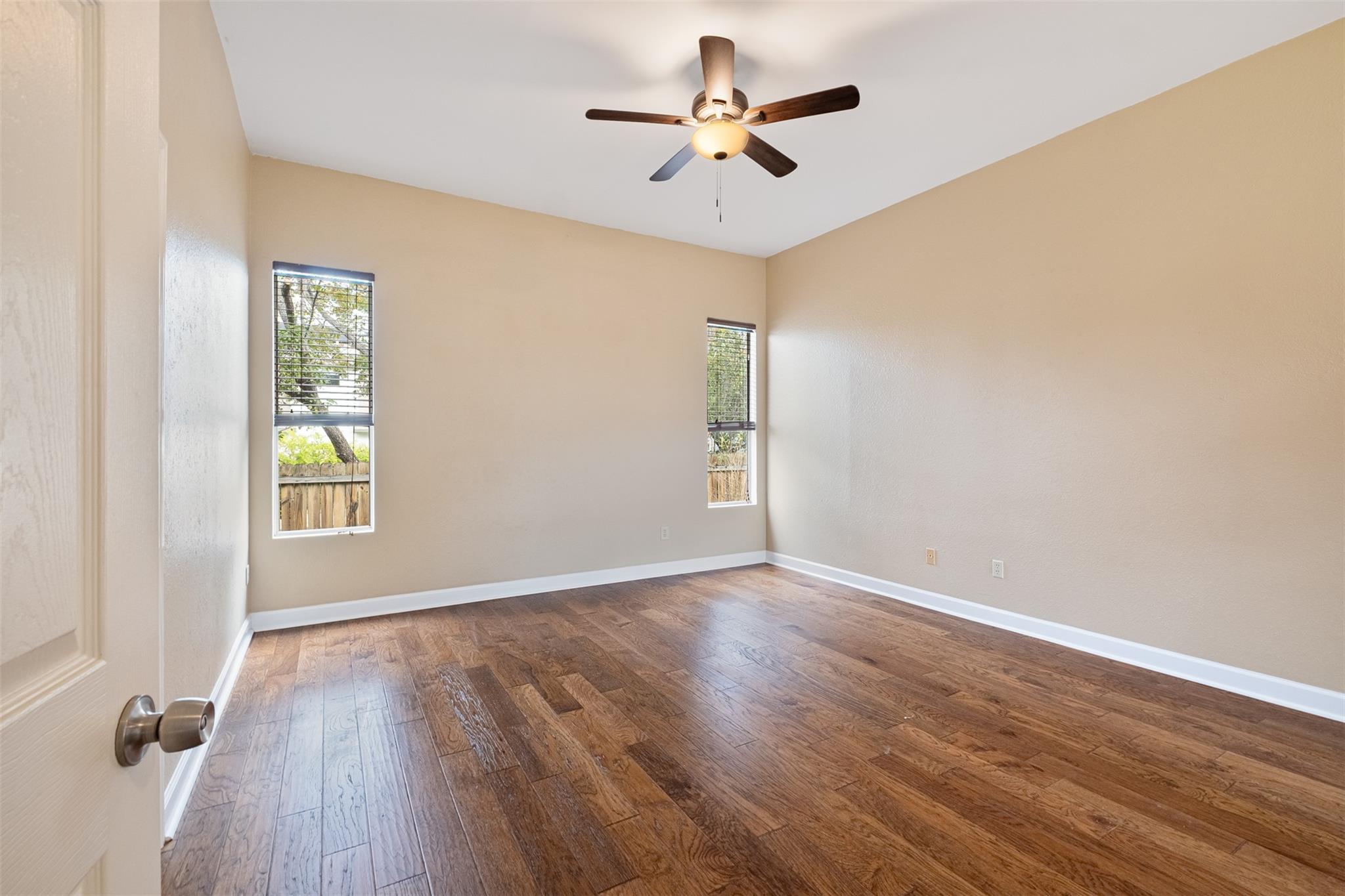 12505 Hunters Chase Dr, Austin, TX 78729