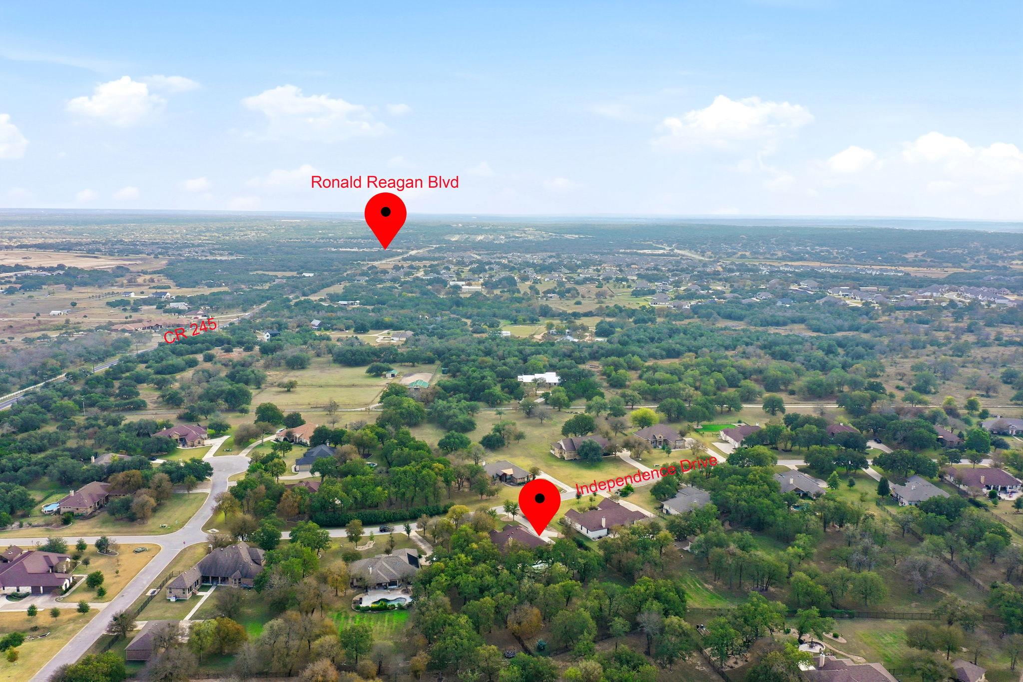 208 Independence Dr, Georgetown, TX 78633