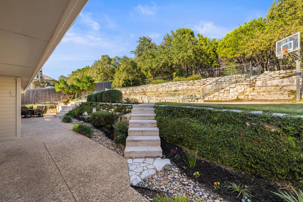 5960 Cape Coral Dr, Austin, TX 78746