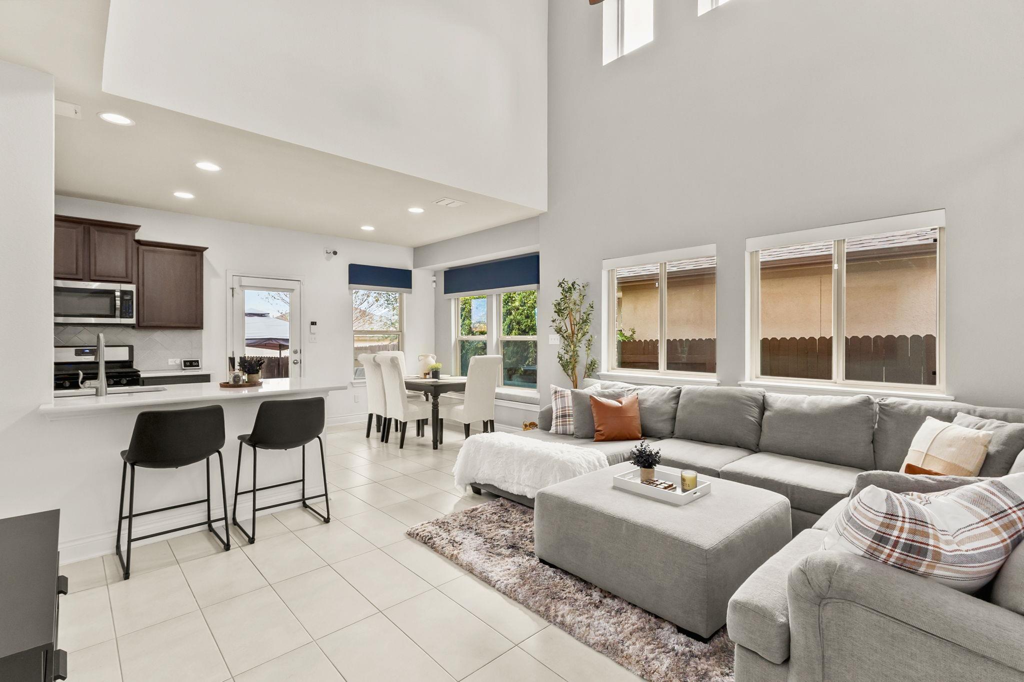 290 Tailwind Dr, Kyle, TX 78640