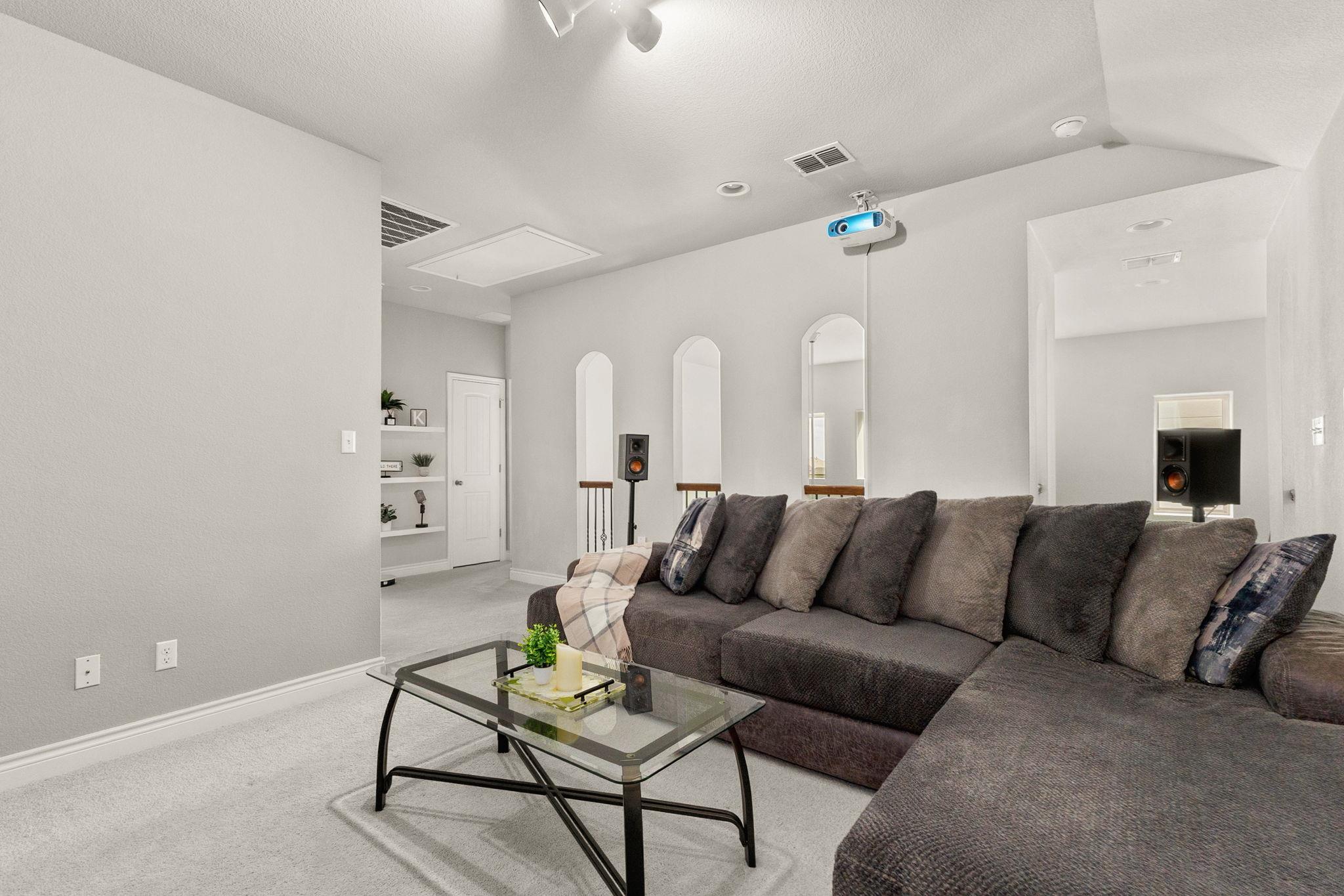 290 Tailwind Dr, Kyle, TX 78640