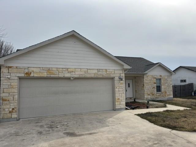 313 NW Carlos G Parker Blvd NW, Taylor, TX 76574