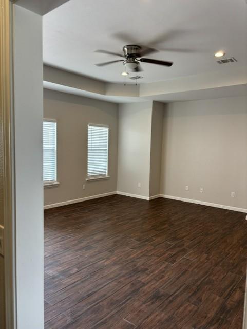 313 NW Carlos G Parker Blvd NW, Taylor, TX 76574