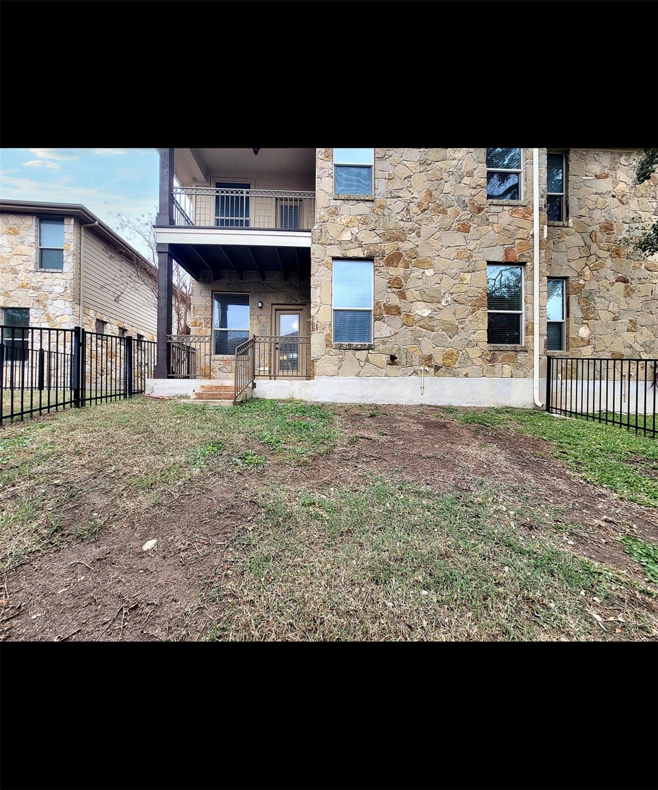 7508 Colina Vista Loop # B, Austin, TX 78750