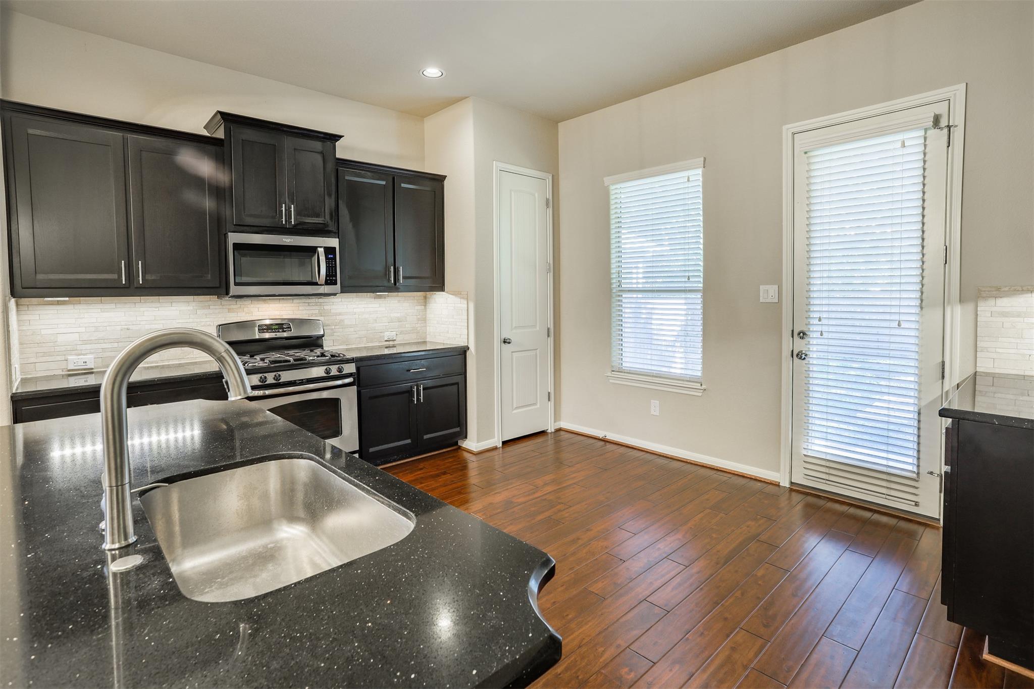 13512 Hymeadow Cir, Austin, TX 78729