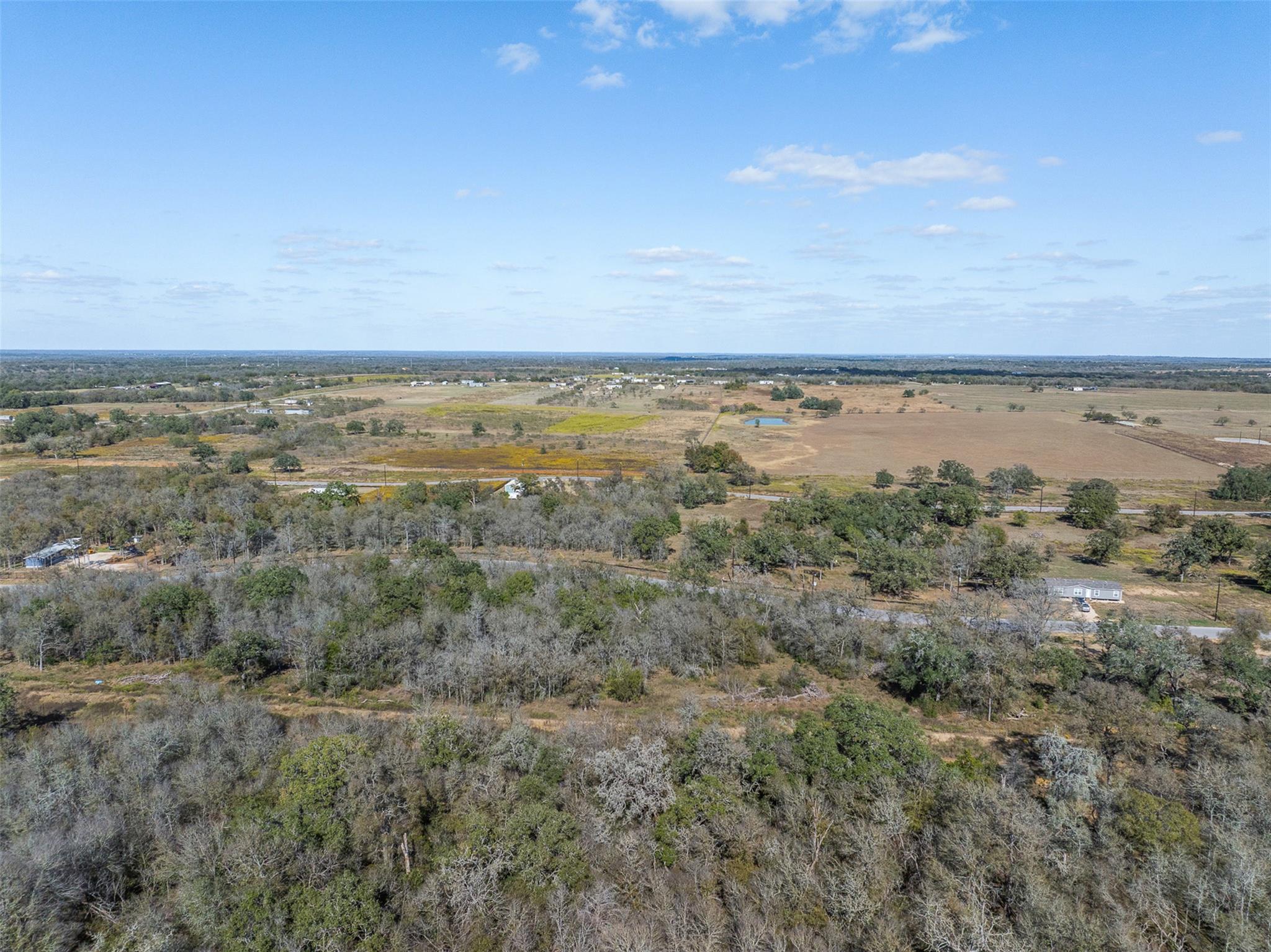 897 Ferguson Loop, Dale, TX 78616