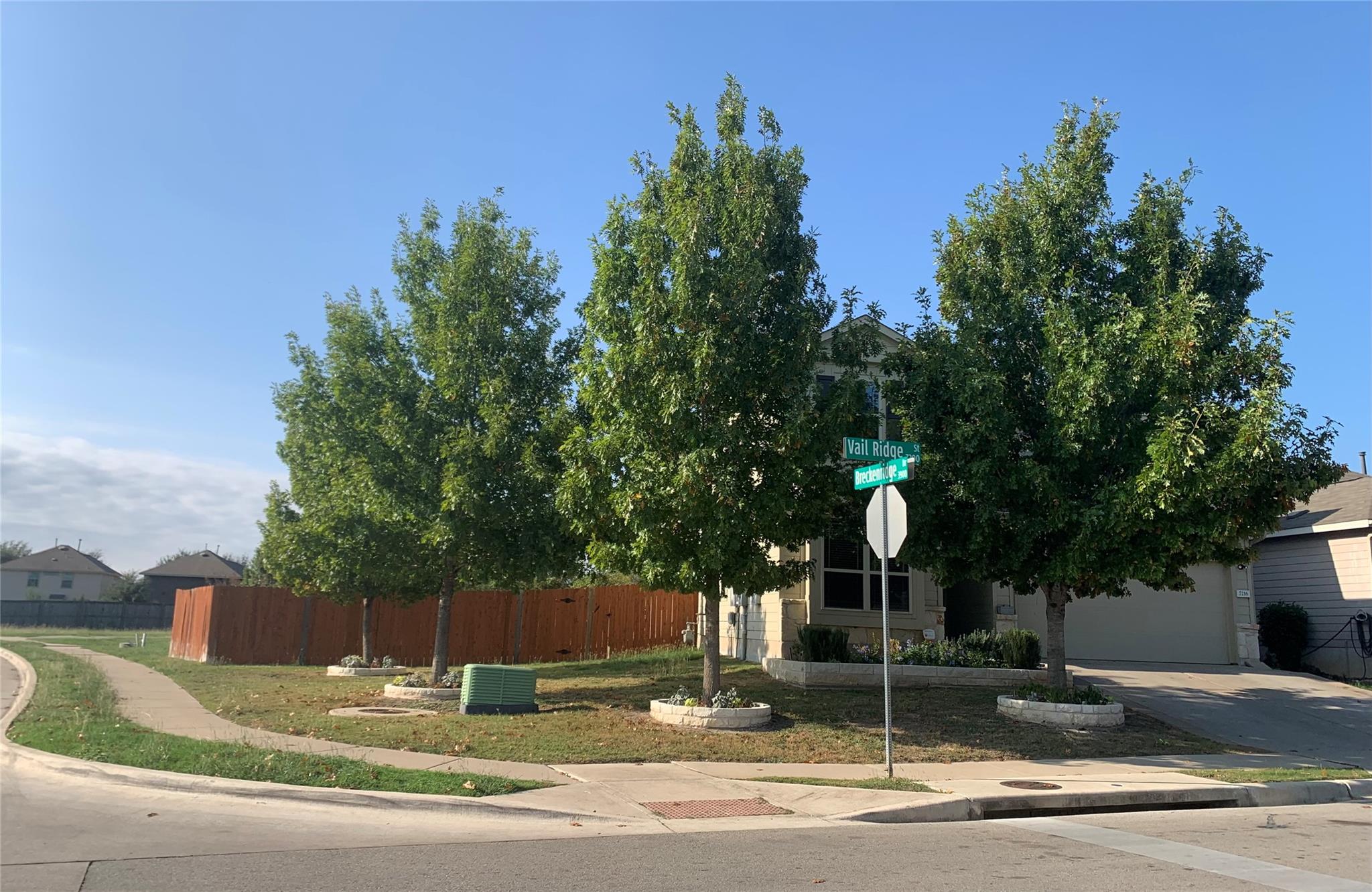 7216 Vail Ridge St, Austin, TX 78744