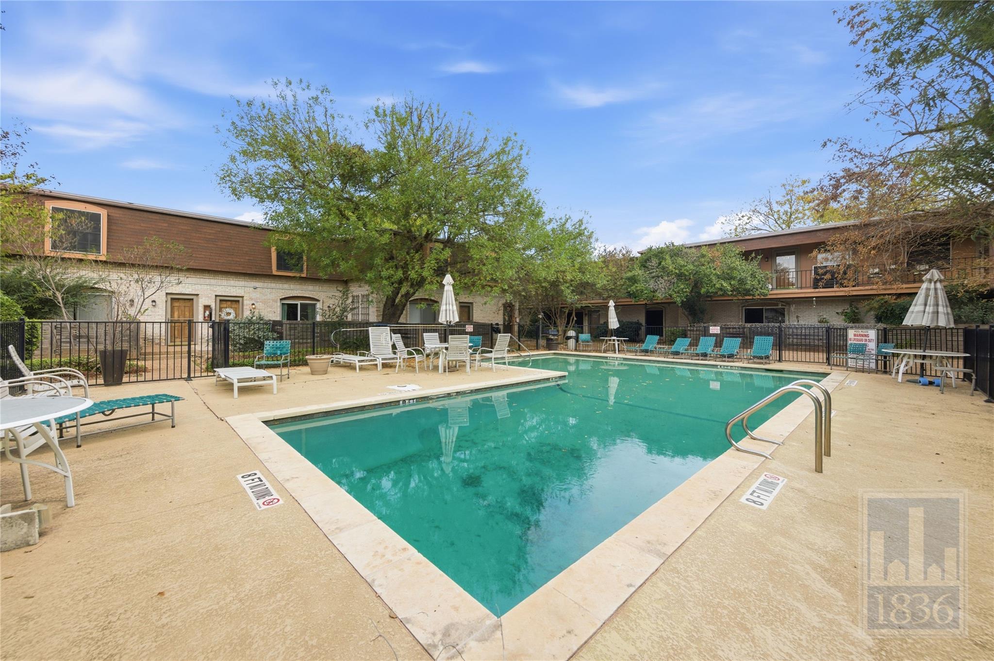 7801 Shoal Creek Blvd # 256, Austin, TX 78757