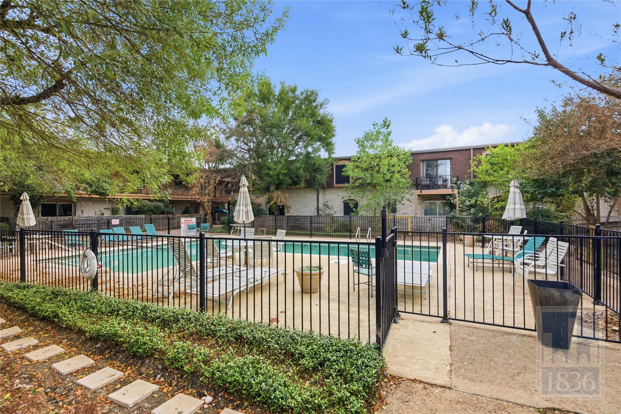 7801 Shoal Creek Blvd # 256, Austin, TX 78757