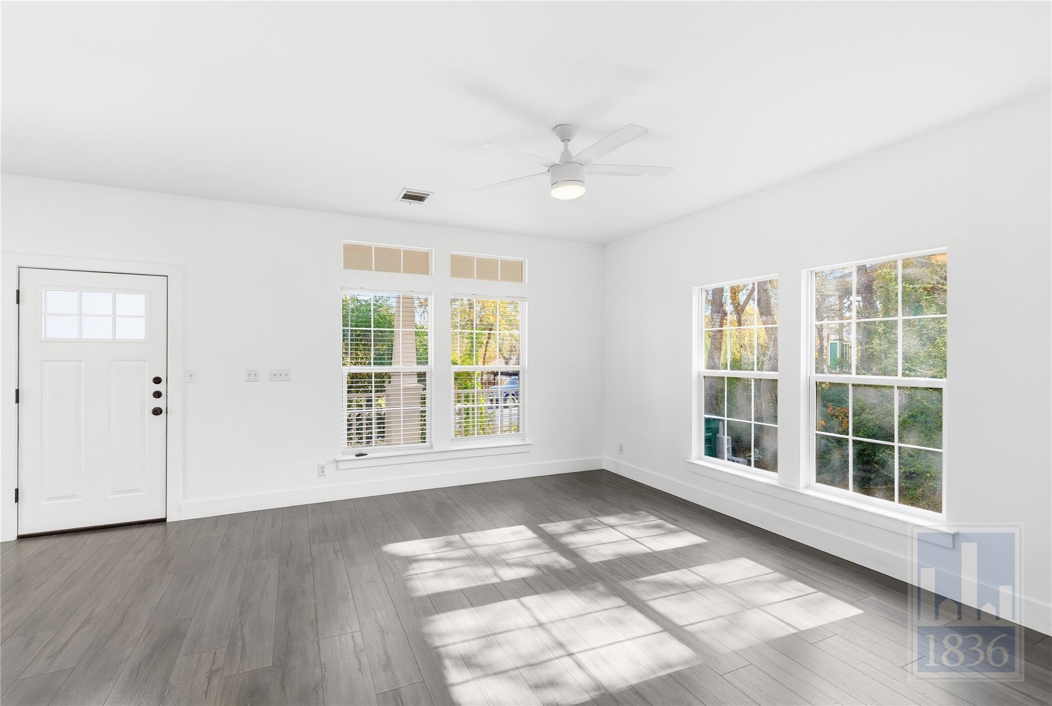 1116 Lott Ave # 1, Austin, TX 78721