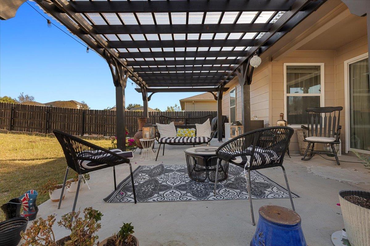 8824 Southwick Dr, Austin, TX 78724