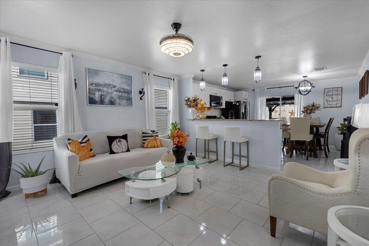 8824 Southwick Dr, Austin, TX 78724