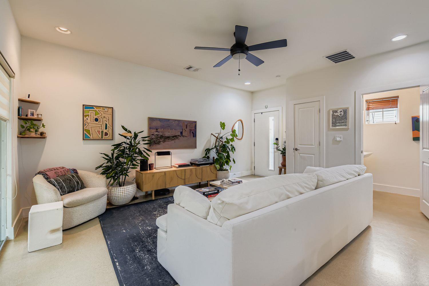 1213 Eleanor St # B, Austin, TX 78721