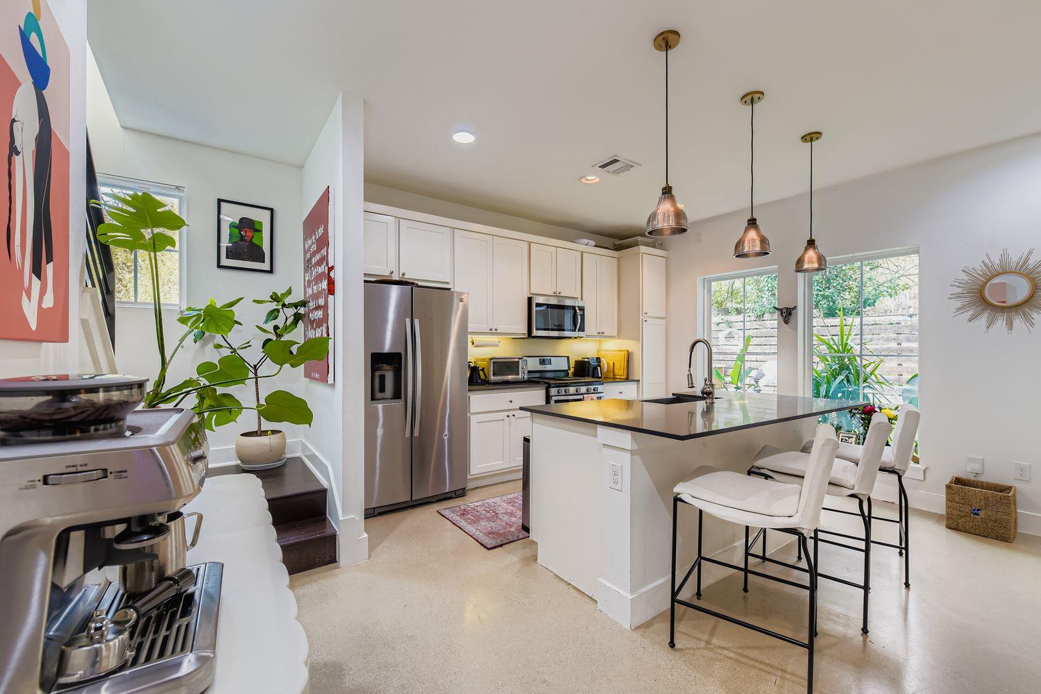 1213 Eleanor St # B, Austin, TX 78721