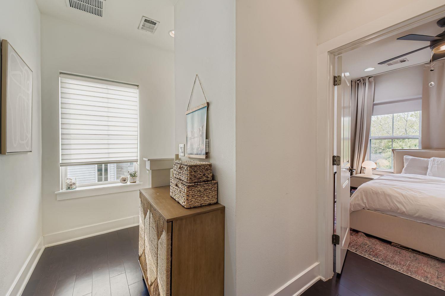 1213 Eleanor St # B, Austin, TX 78721