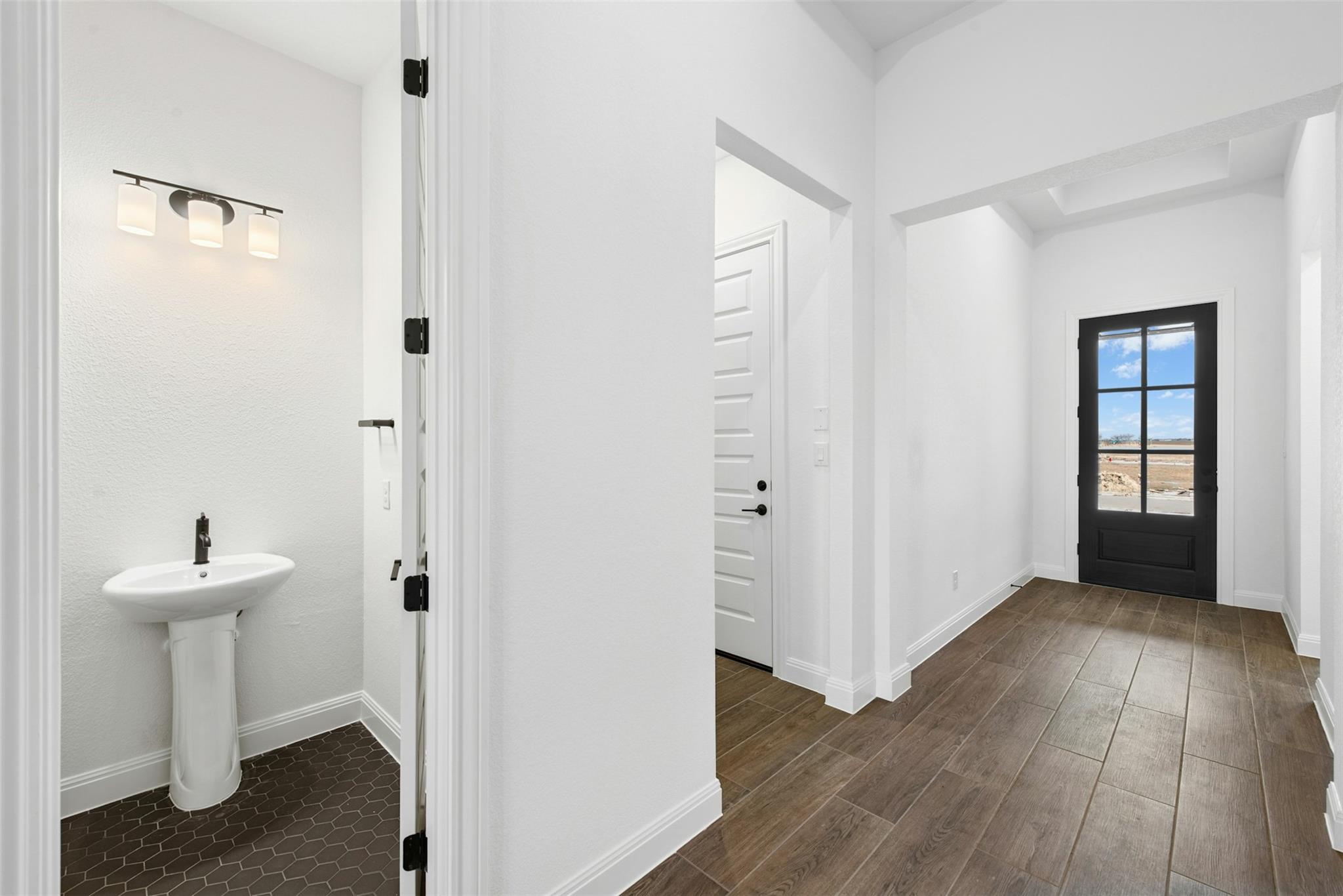 17305 Silverman Dr, Pflugerville, TX 78660