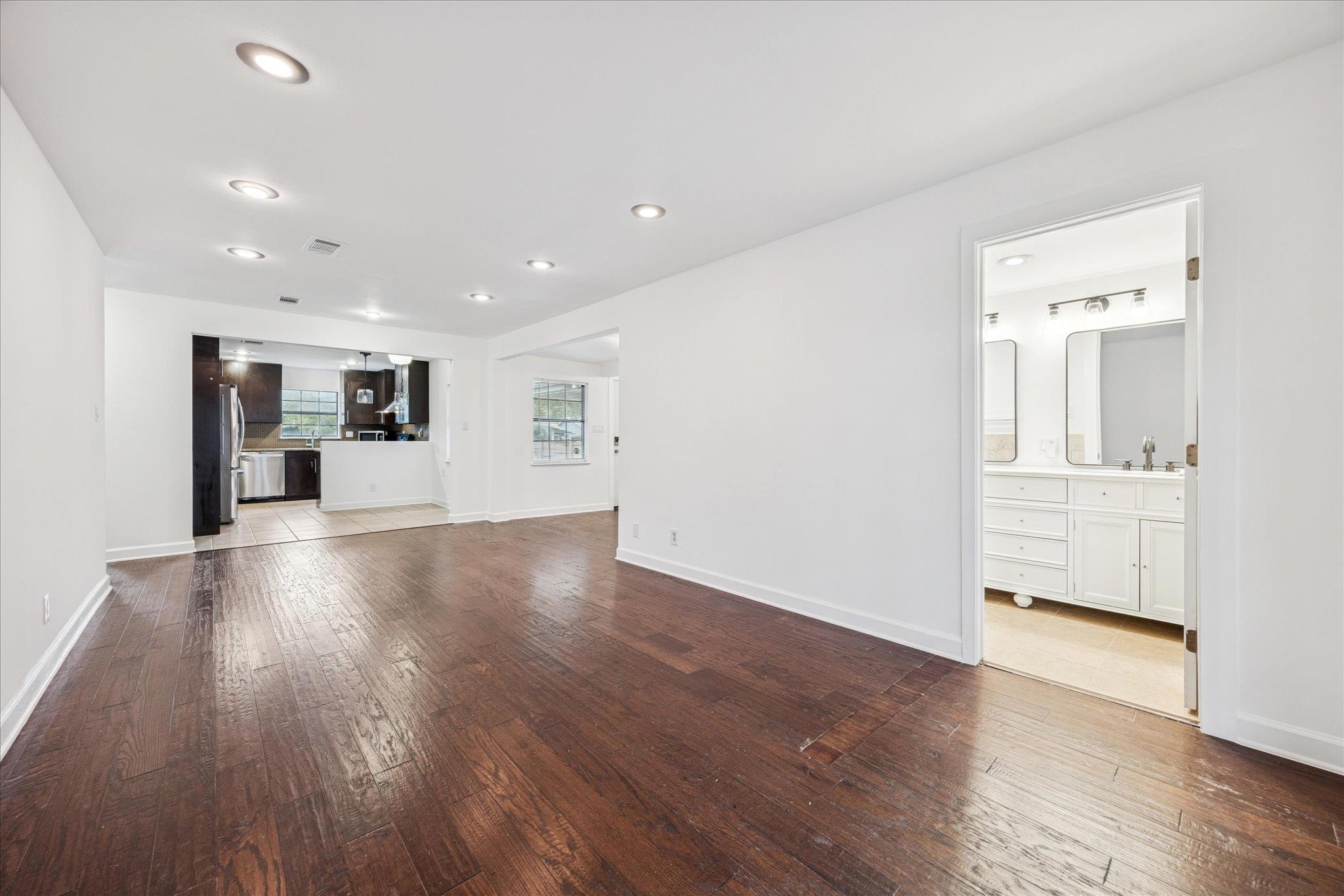 3104 Fontana Dr, Austin, TX 78704