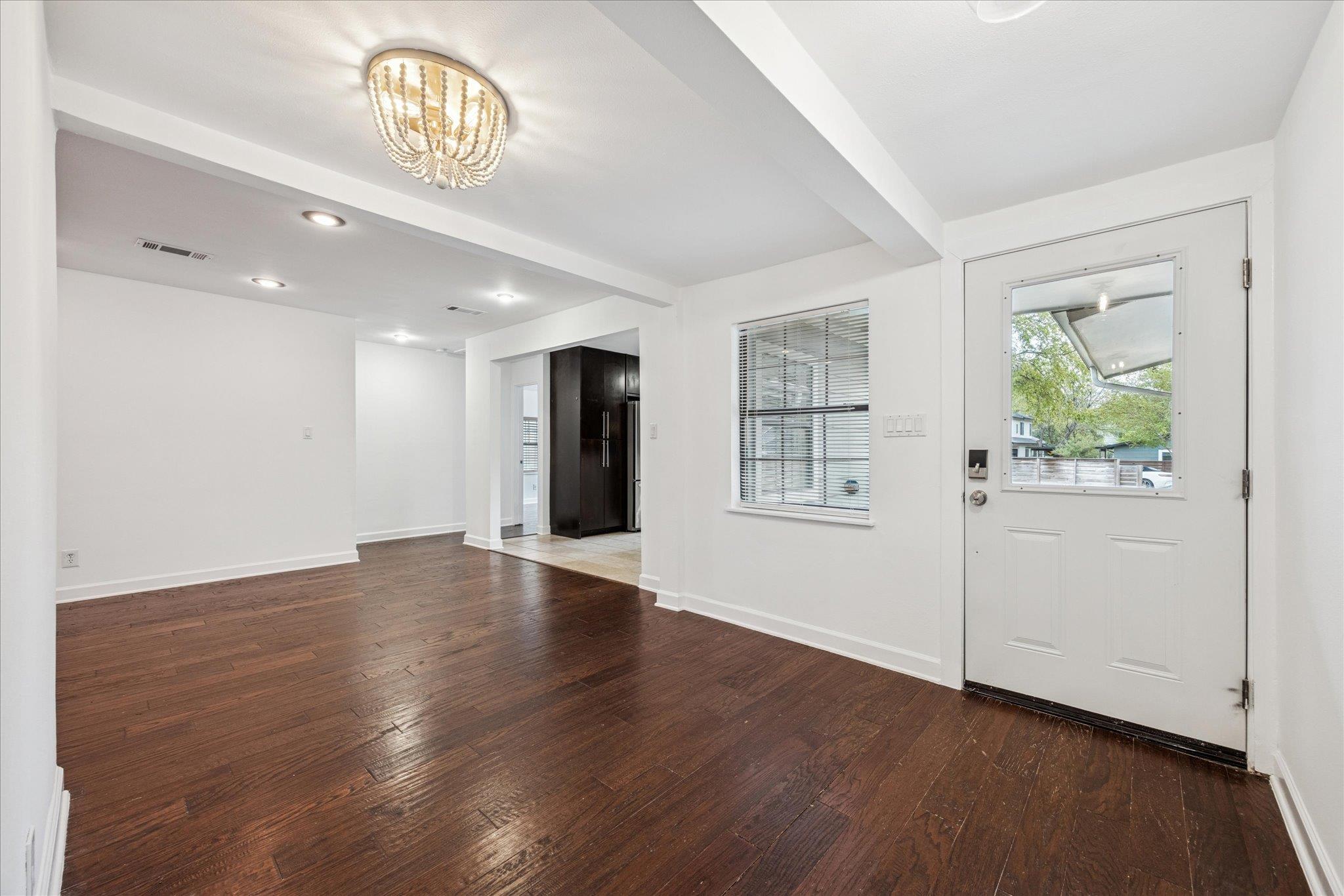 3104 Fontana Dr, Austin, TX 78704